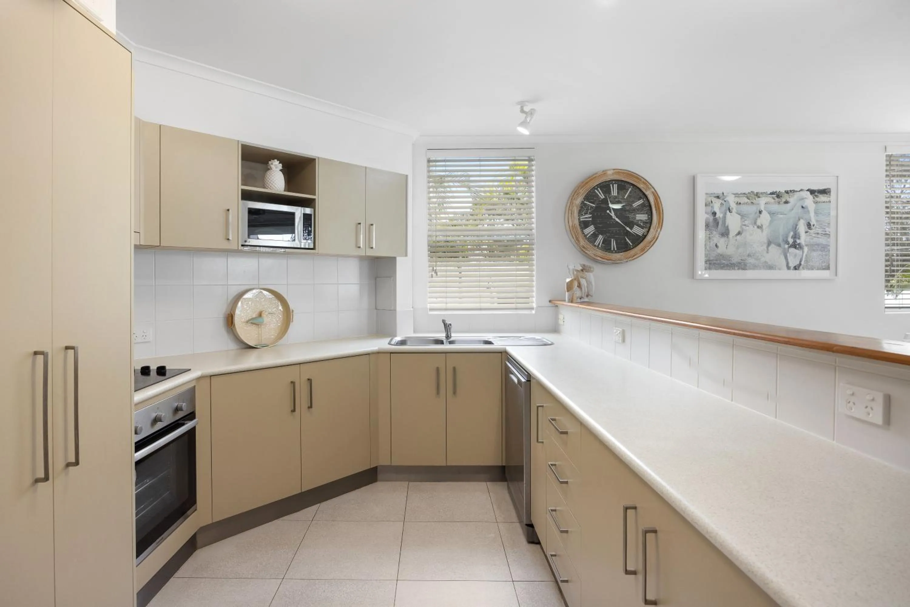 Noosa Outrigger Beach Resort