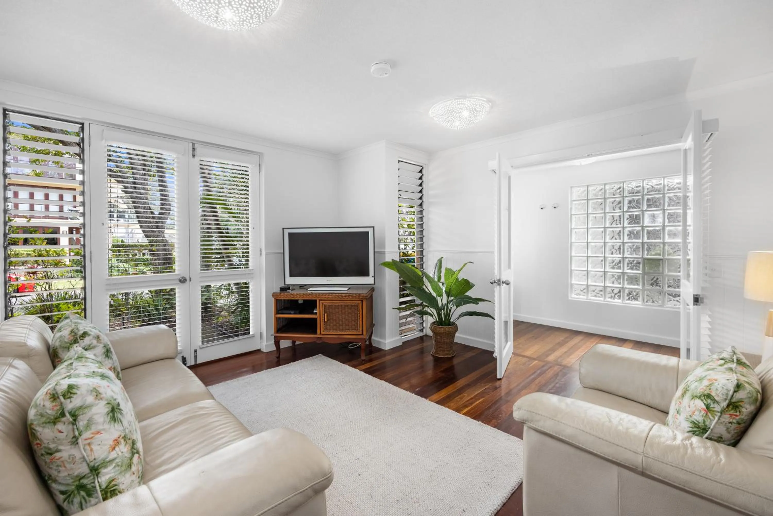 Noosa Outrigger Beach Resort