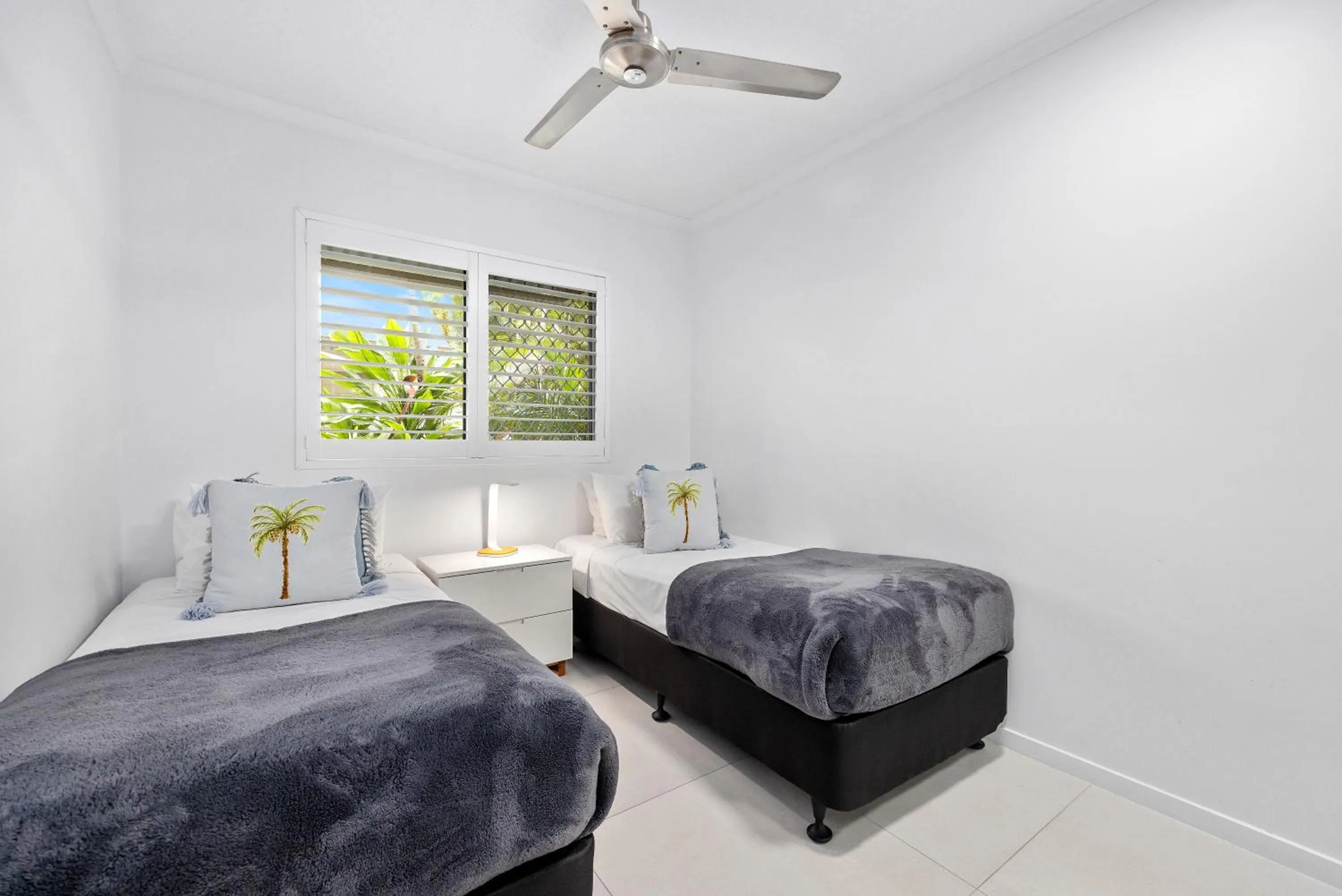 Bed in Noosa Outrigger Beach Resort