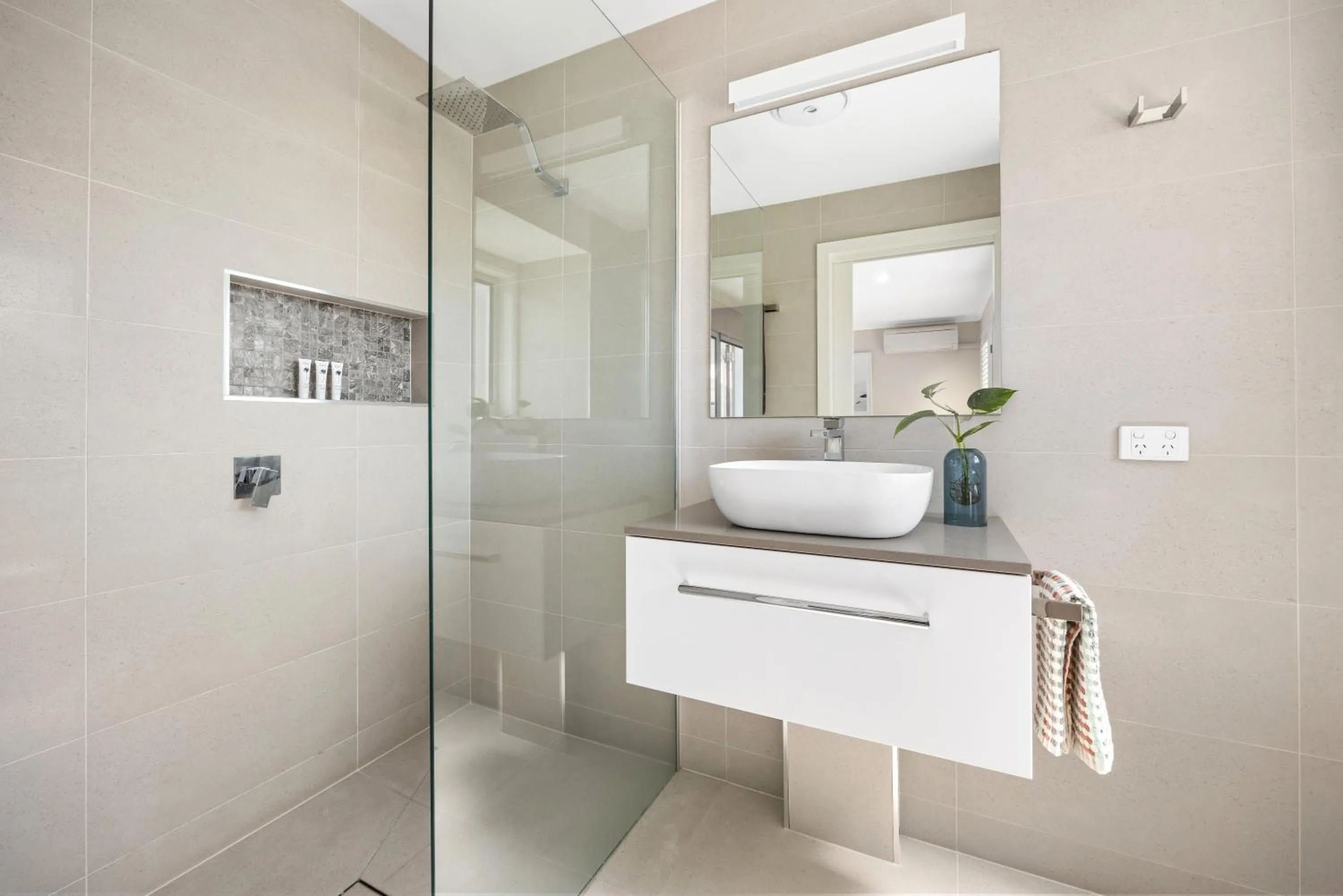 Noosa Outrigger Beach Resort