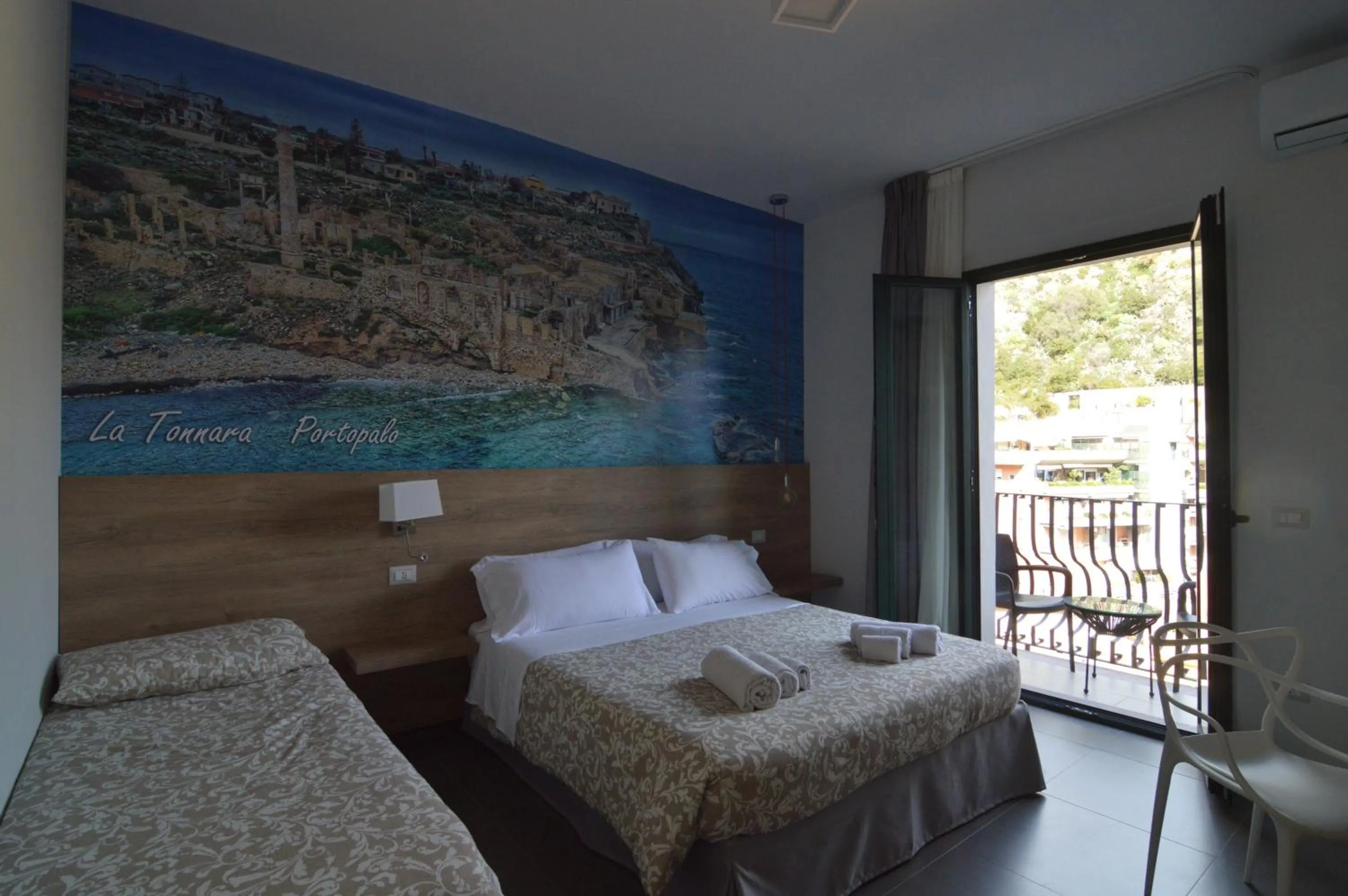 Bed in NEW Casa Corvaja