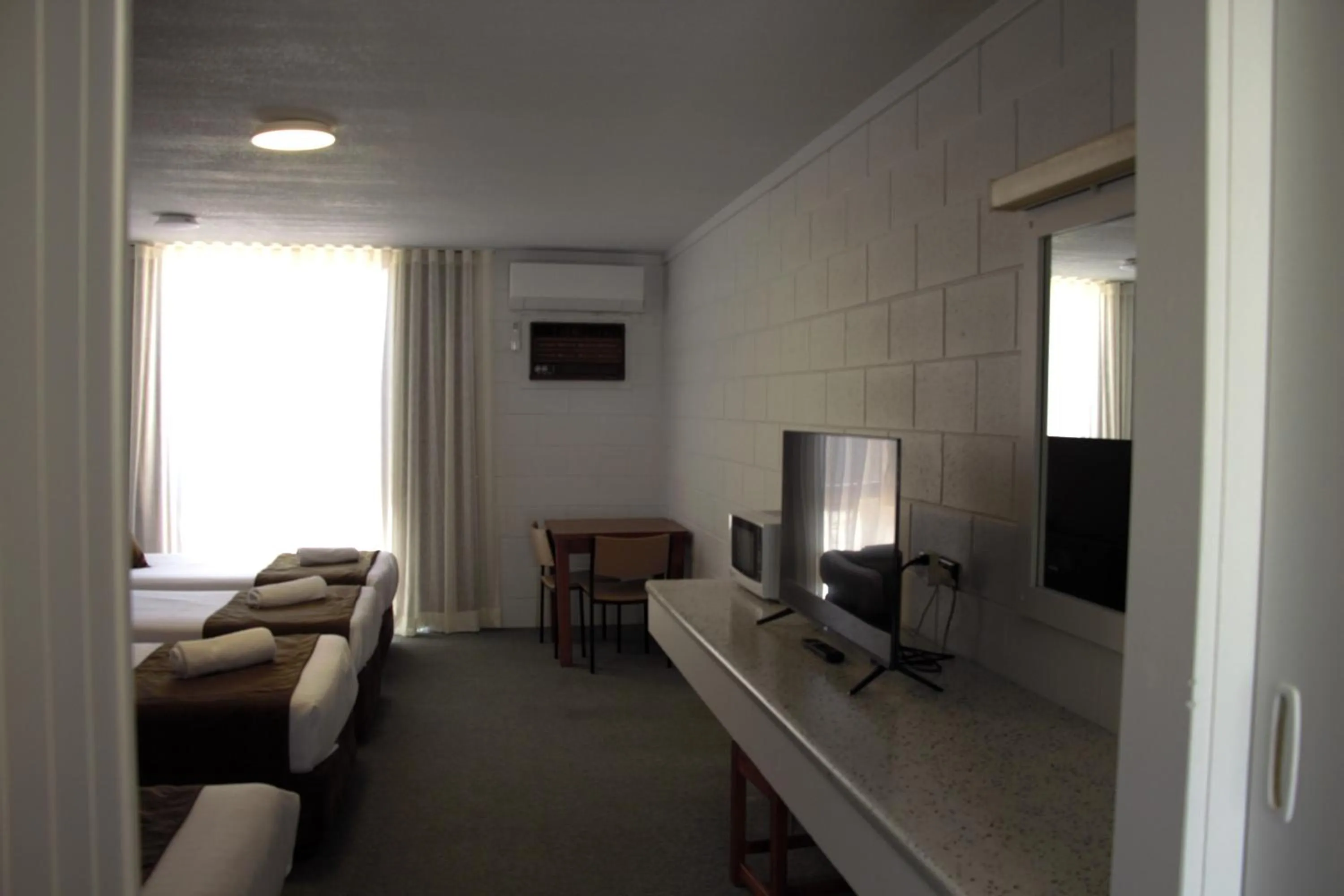 TV and multimedia, Bed in Bendigo Motor Inn