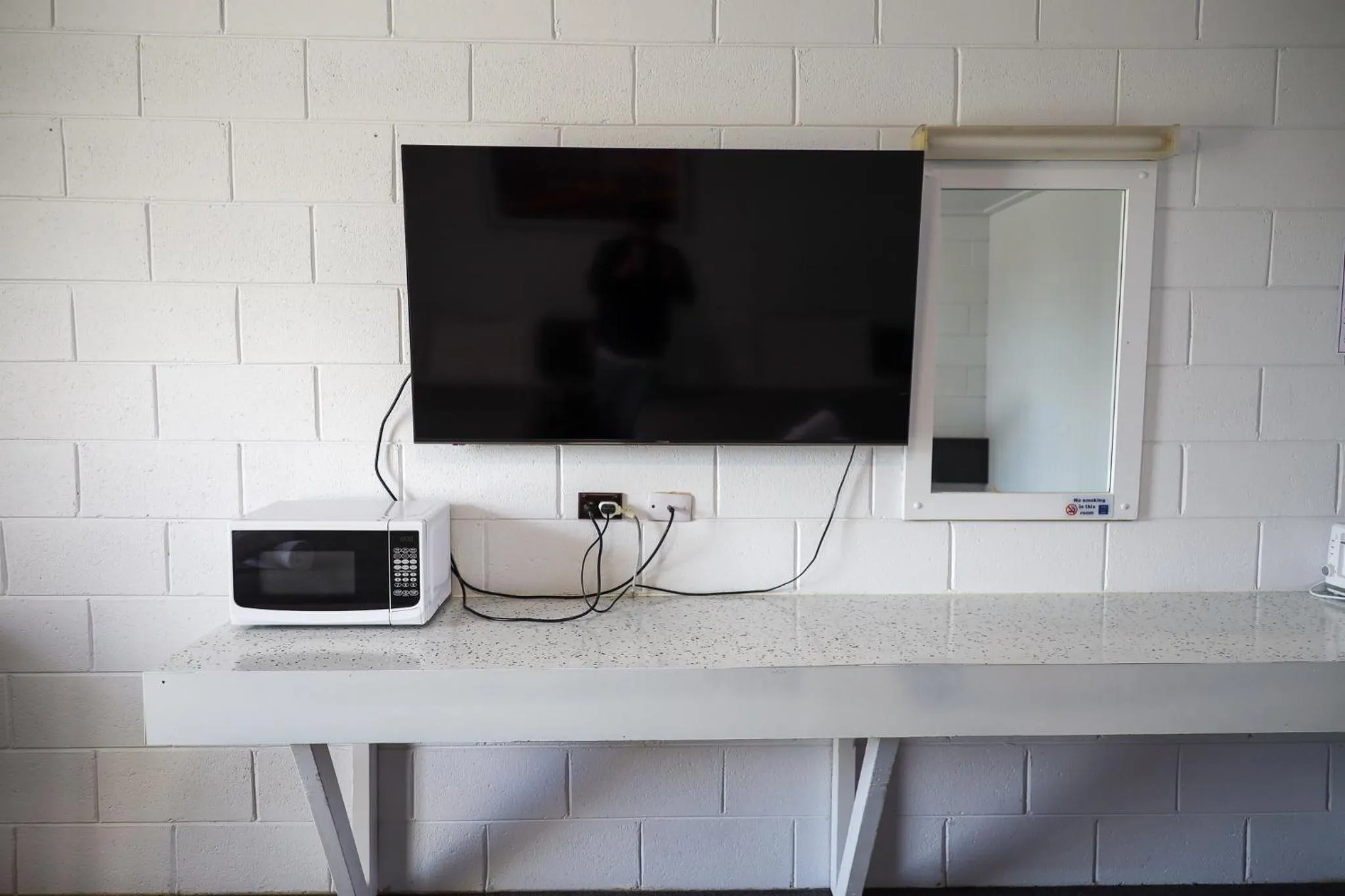 TV and multimedia in Bendigo Motor Inn