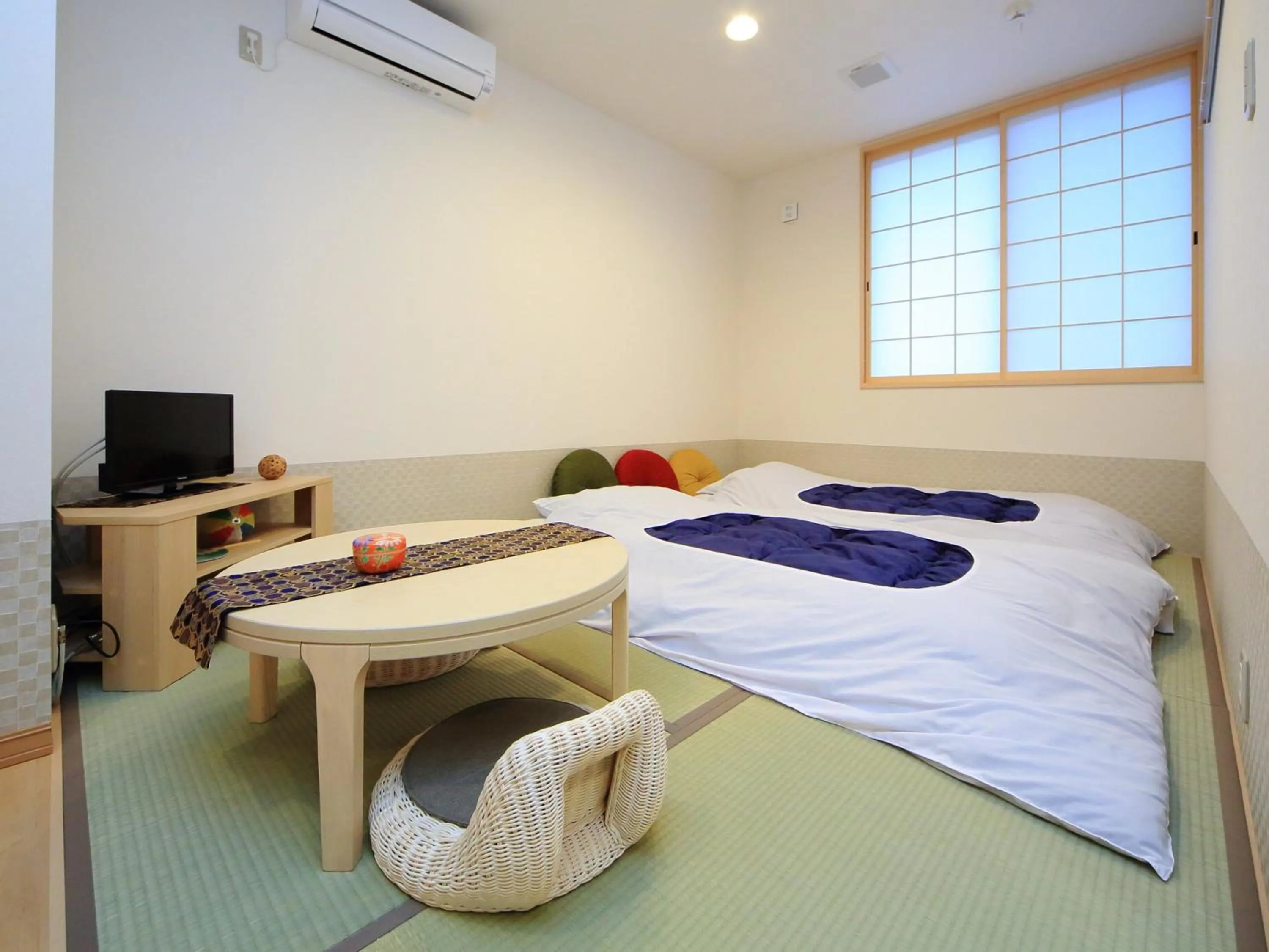 Bed in Kamon Inn Hieijocho