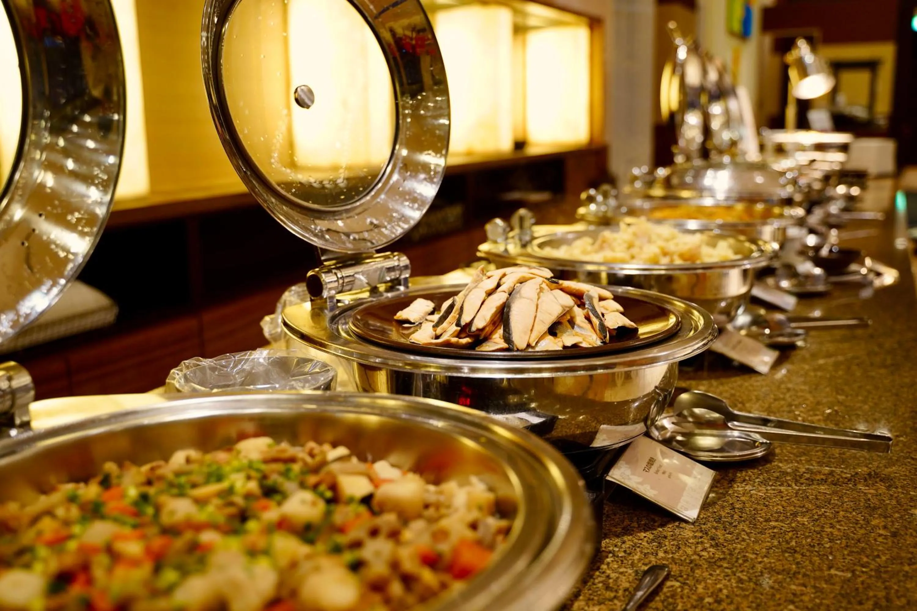 Food and drinks in Southern Beach Hotel & Resort