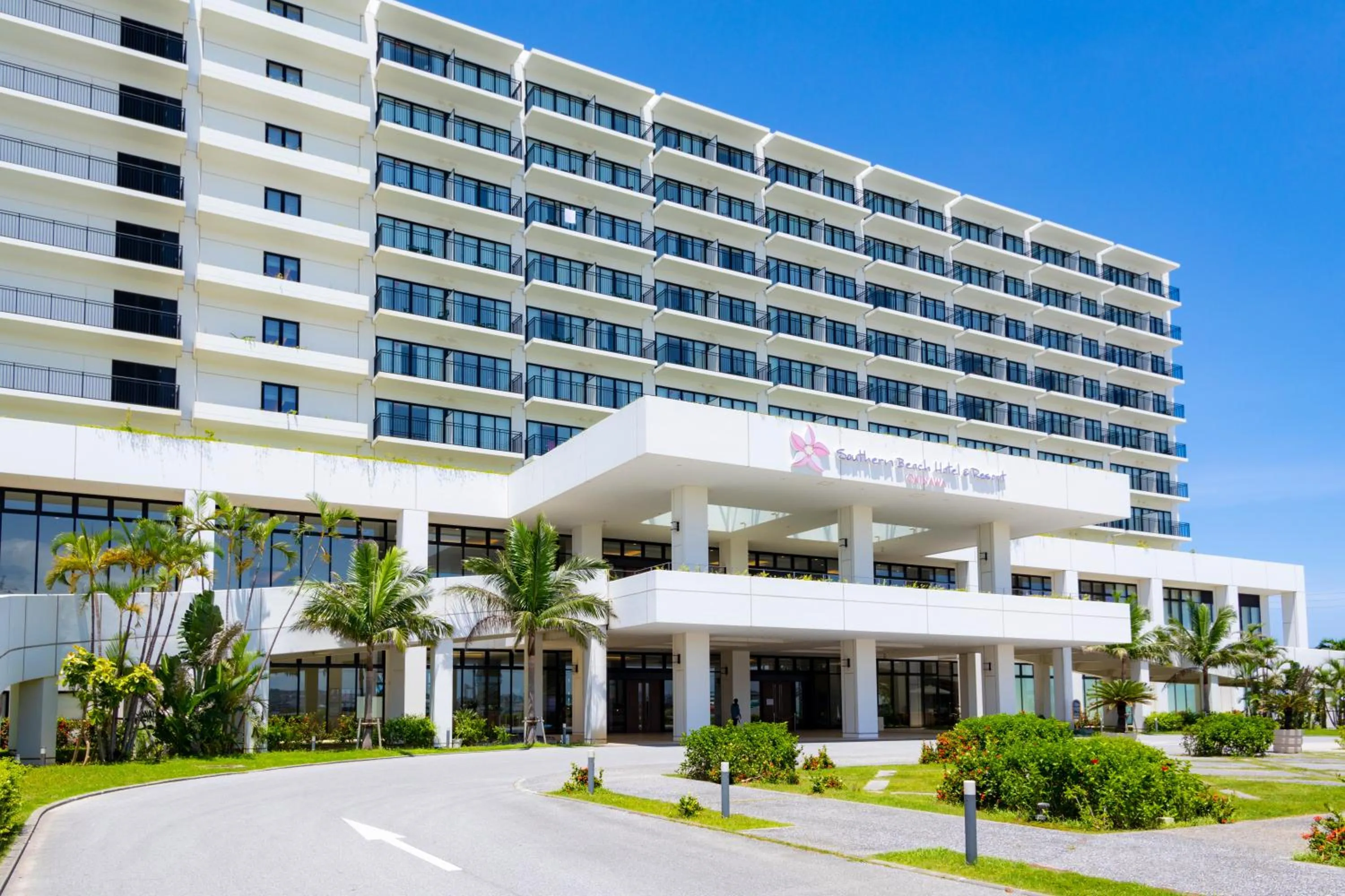 Property building in Southern Beach Hotel & Resort