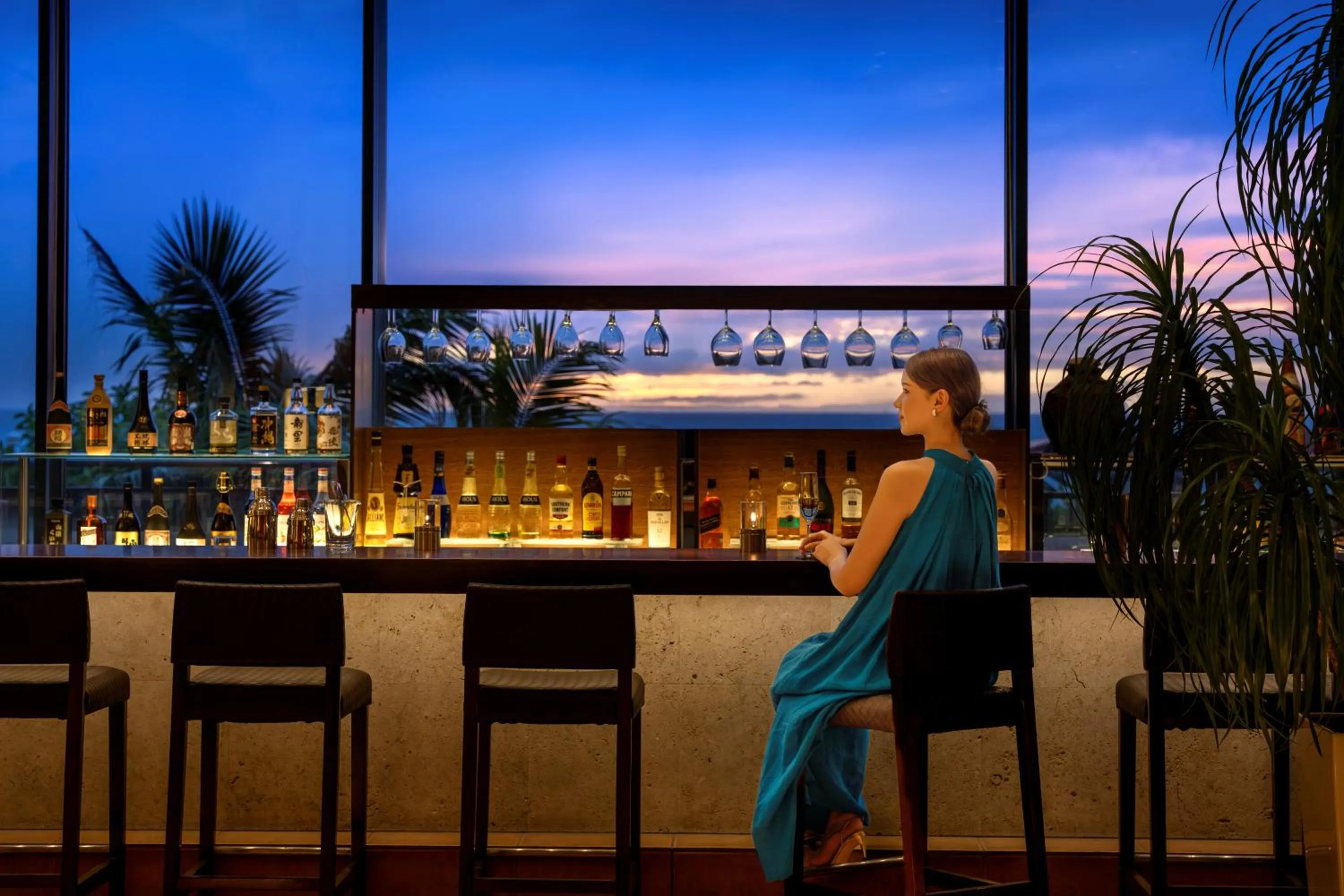 Lounge or bar in Southern Beach Hotel & Resort