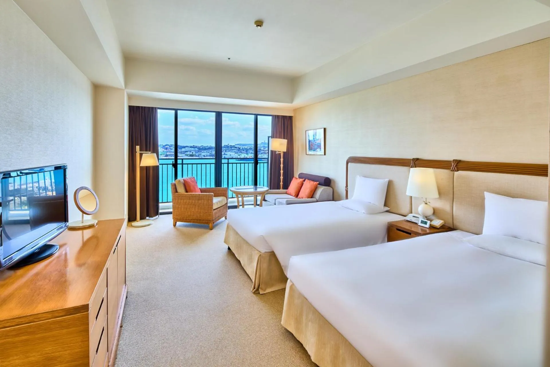 Photo of the whole room, Bed in Southern Beach Hotel & Resort