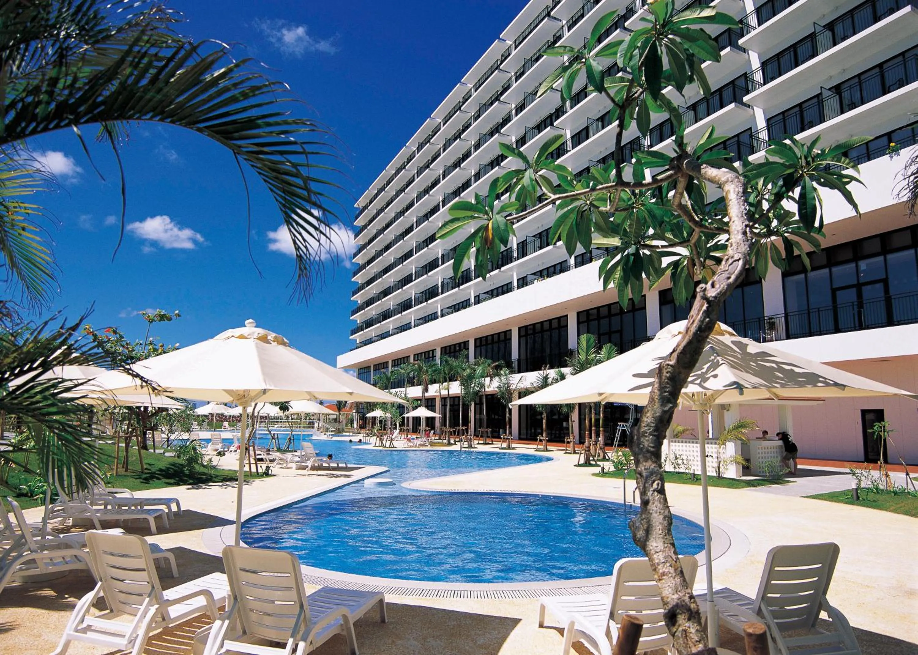 Property building in Southern Beach Hotel & Resort