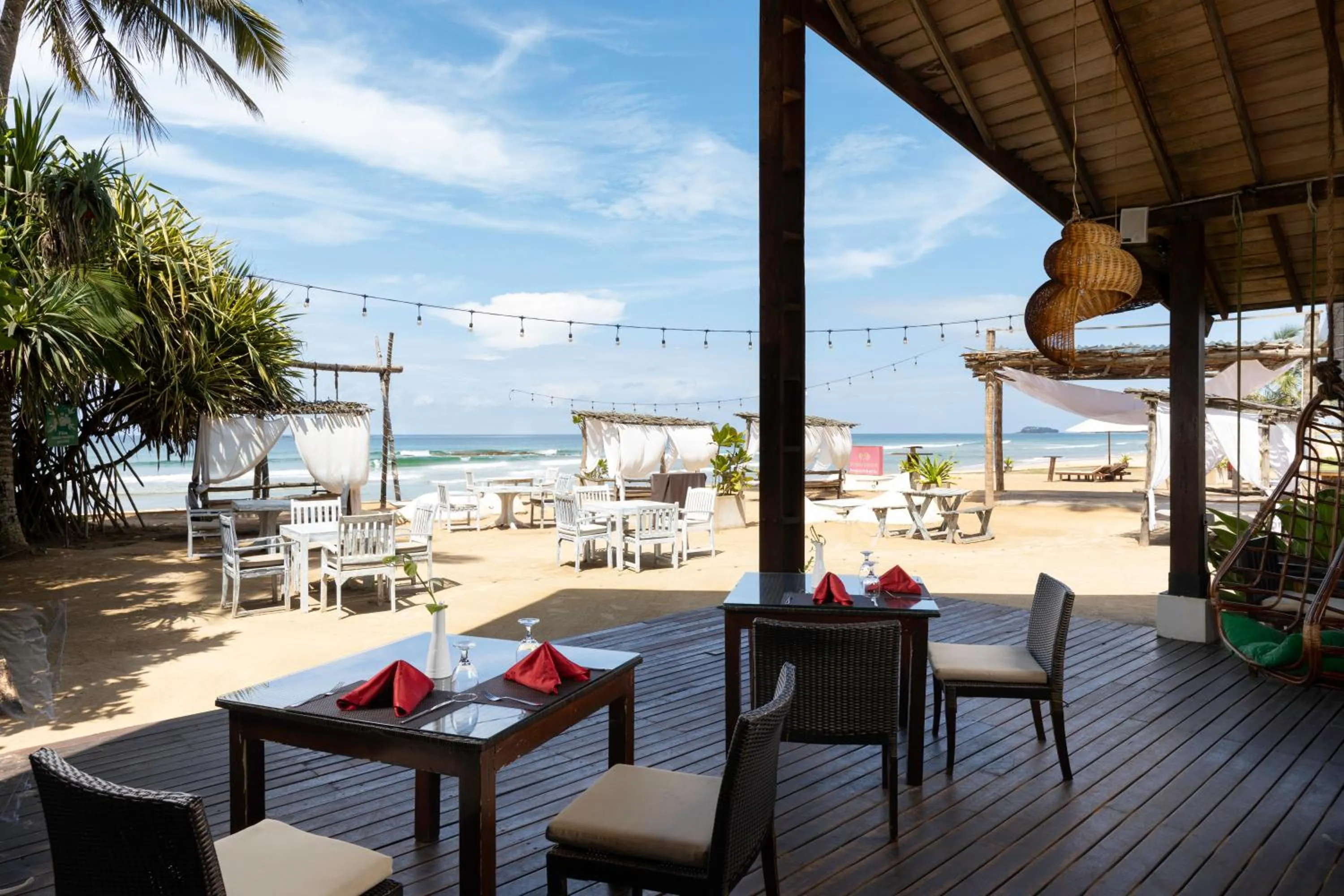 Lounge or bar in EKHO Surf Bentota