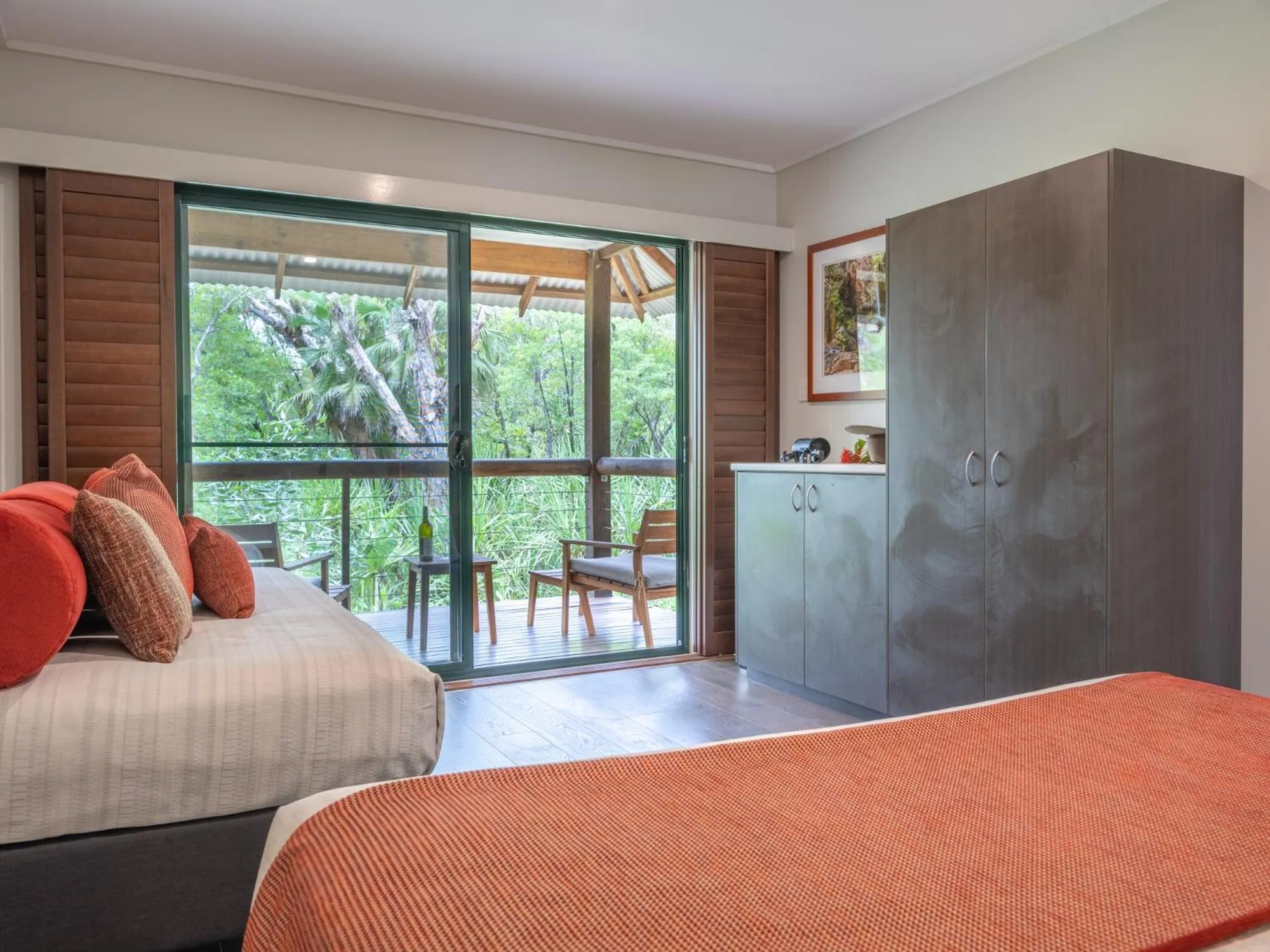 Photo of the whole room, Bed in The Station at El Questro