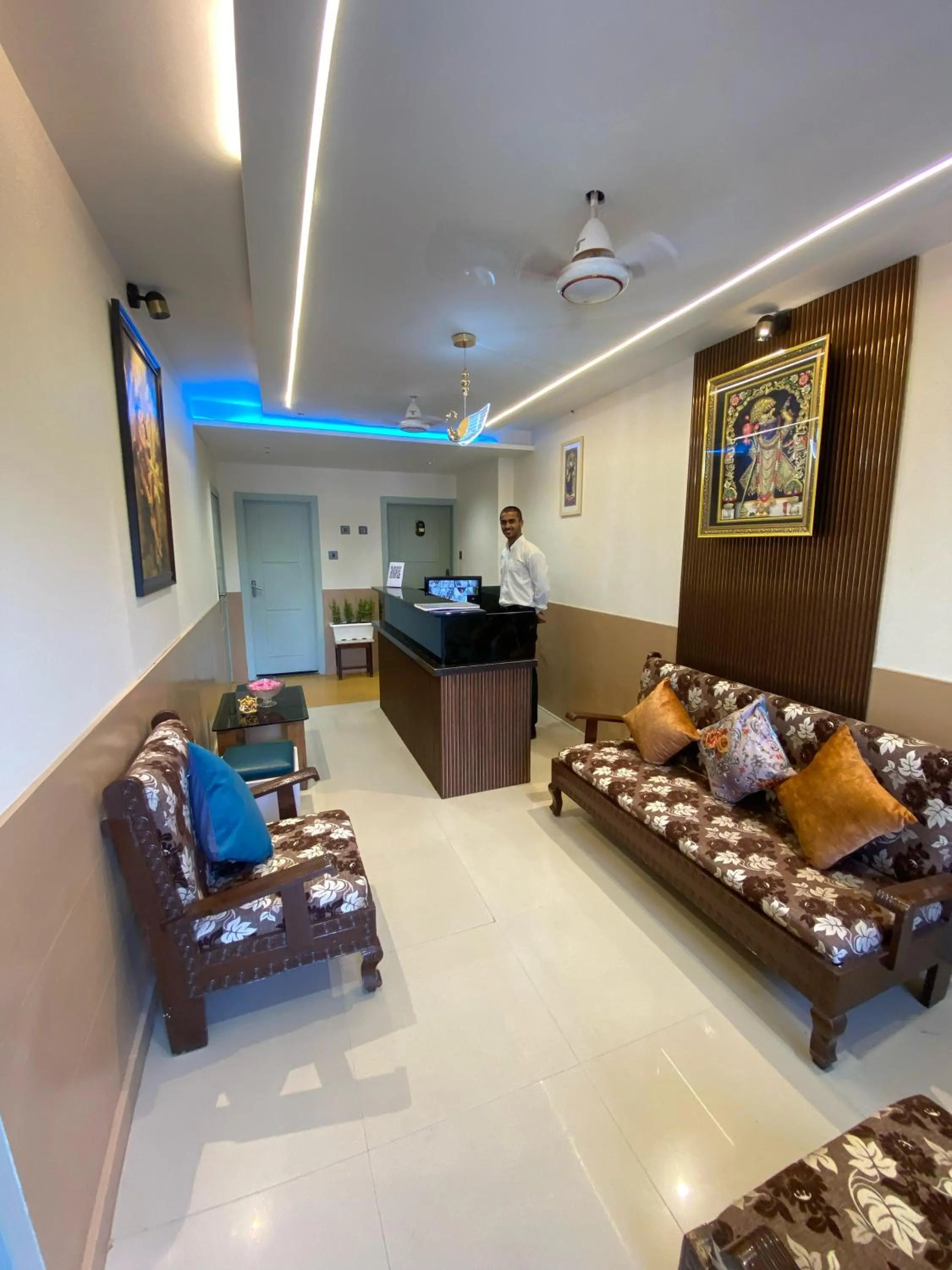 Hotel Crystal inn Nakki Lake 25 Meter