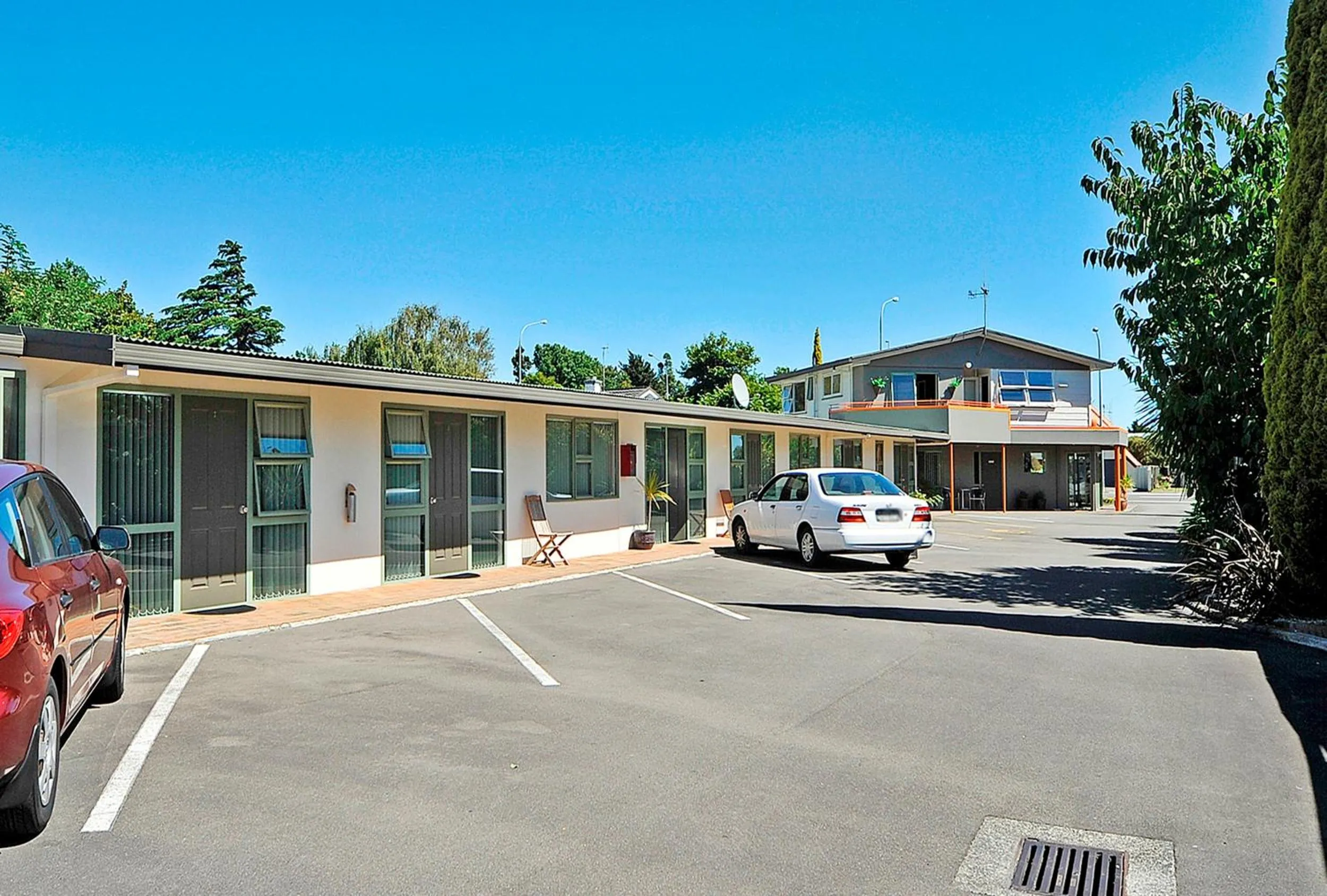 Property building in A'La Vista Motel