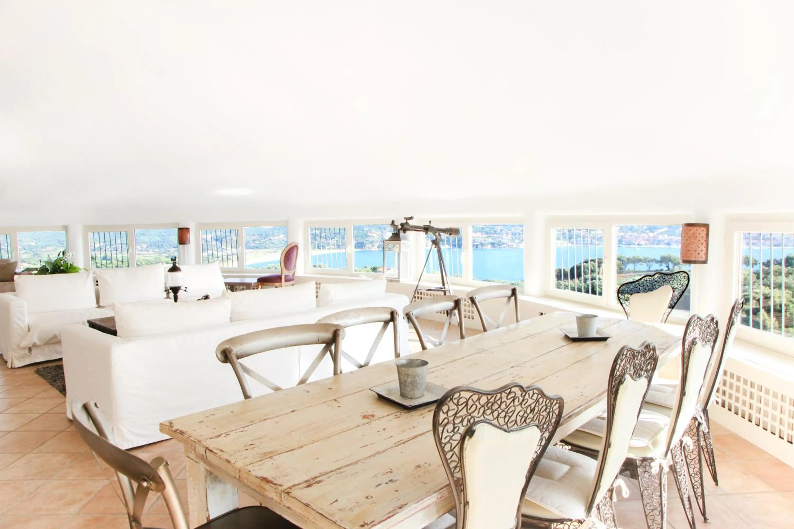 Appartement - Pigeonnier Panoramique Mer in L'Hostellerie du Moulin des Oliviers