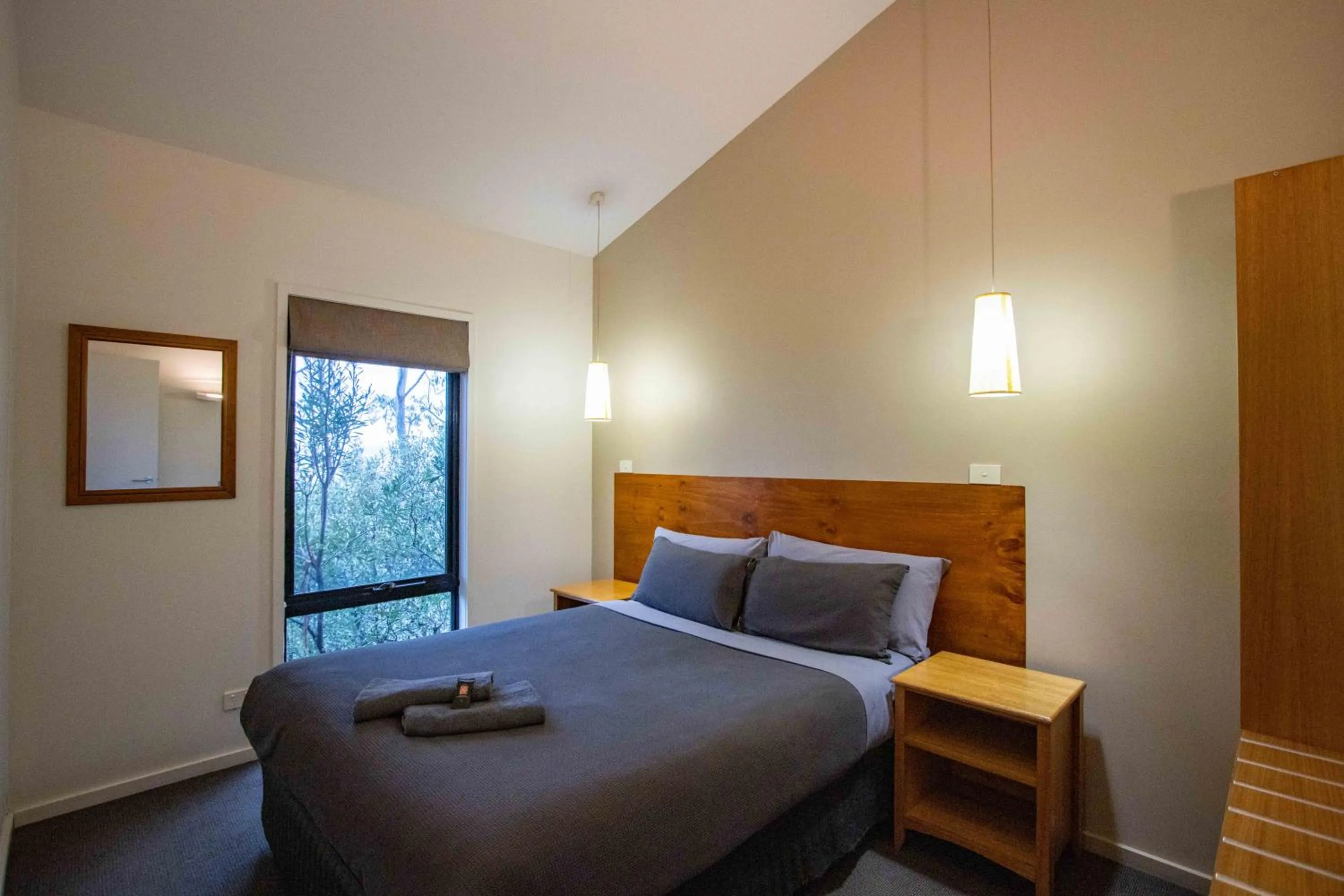 Bedroom, Bed in Cradle Mountain Wilderness Village