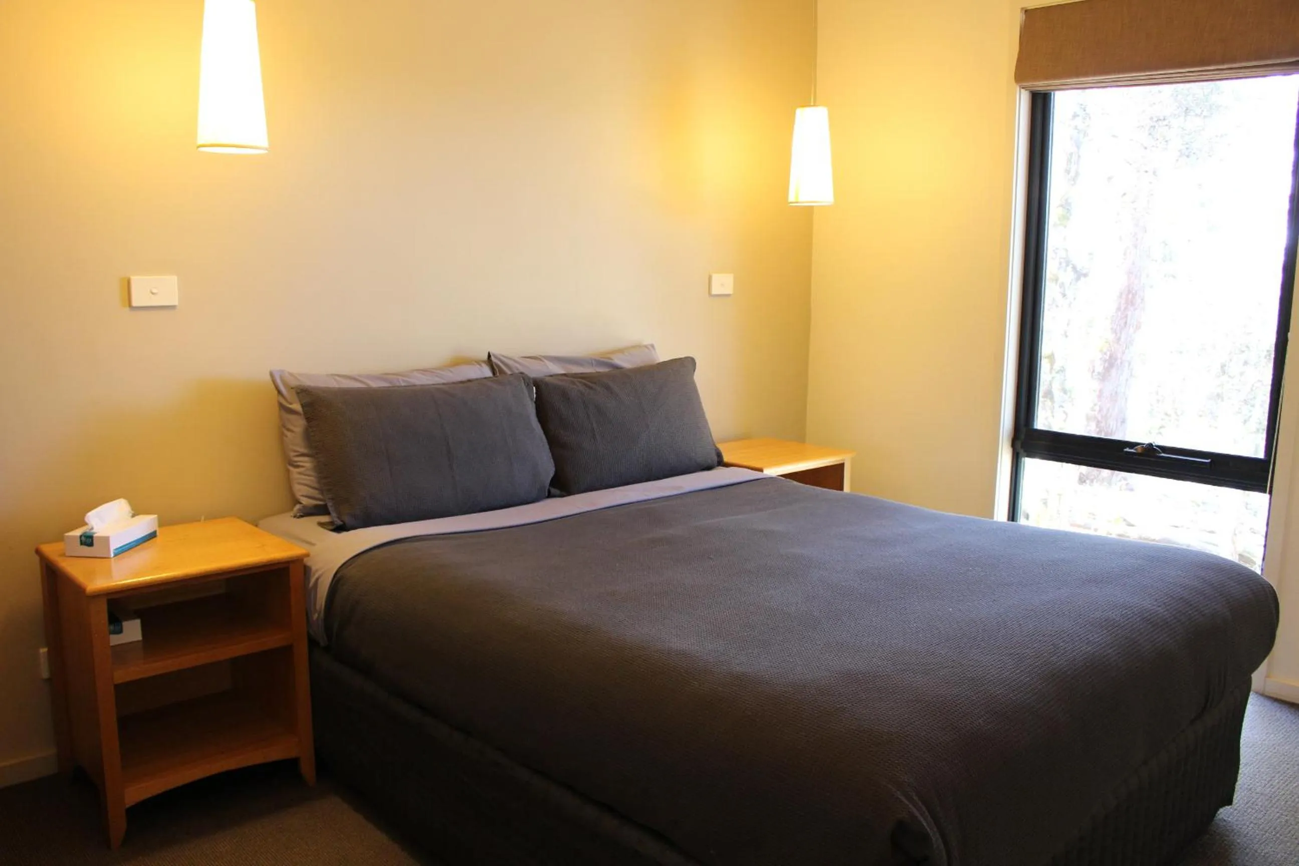 Bedroom, Bed in Cradle Mountain Wilderness Village
