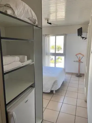 Double Room with Sea View in Hotel Bord A Bord Double Room with Sea View in Hotel Bord A Bord