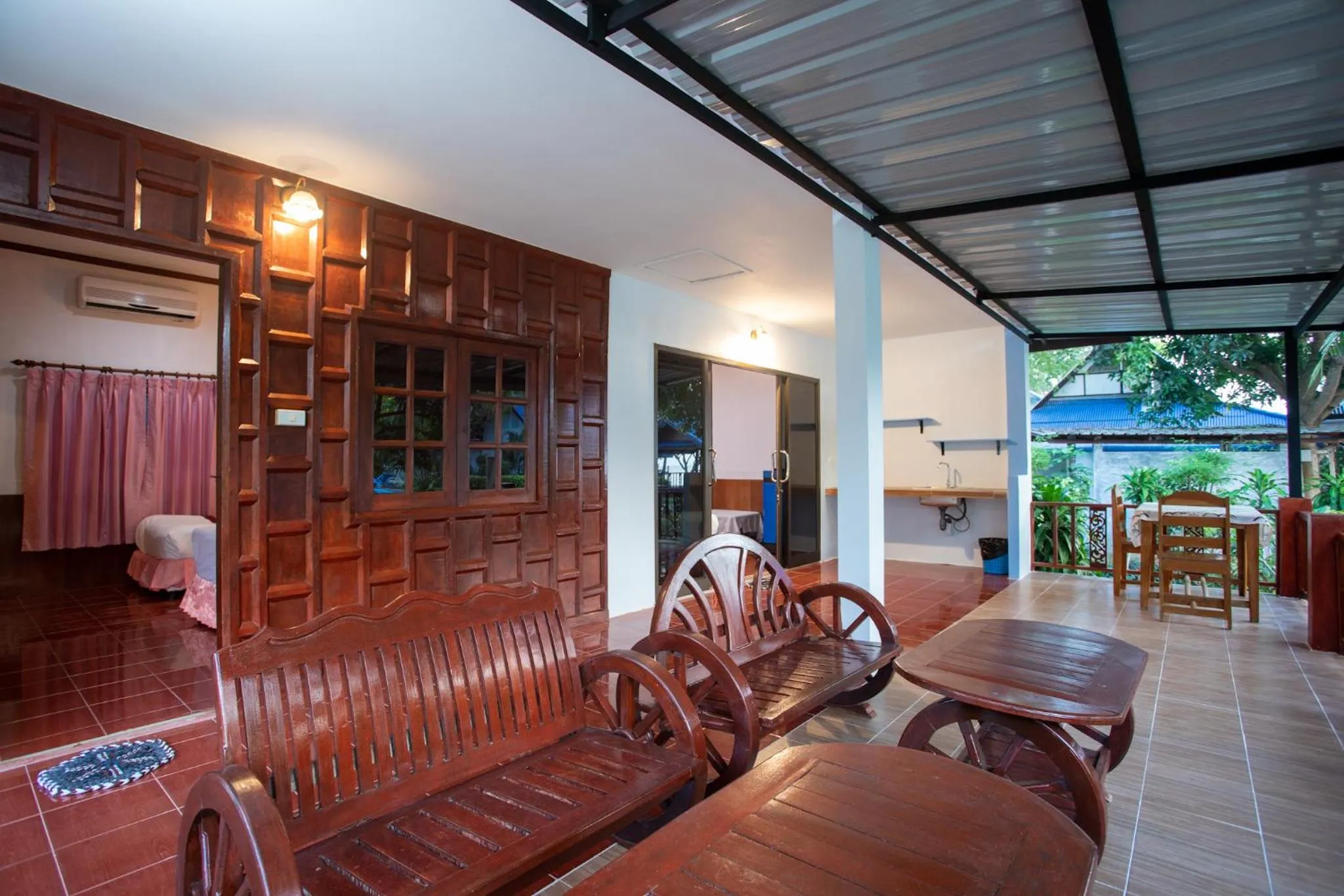 Seating area in Rung Arun Resort