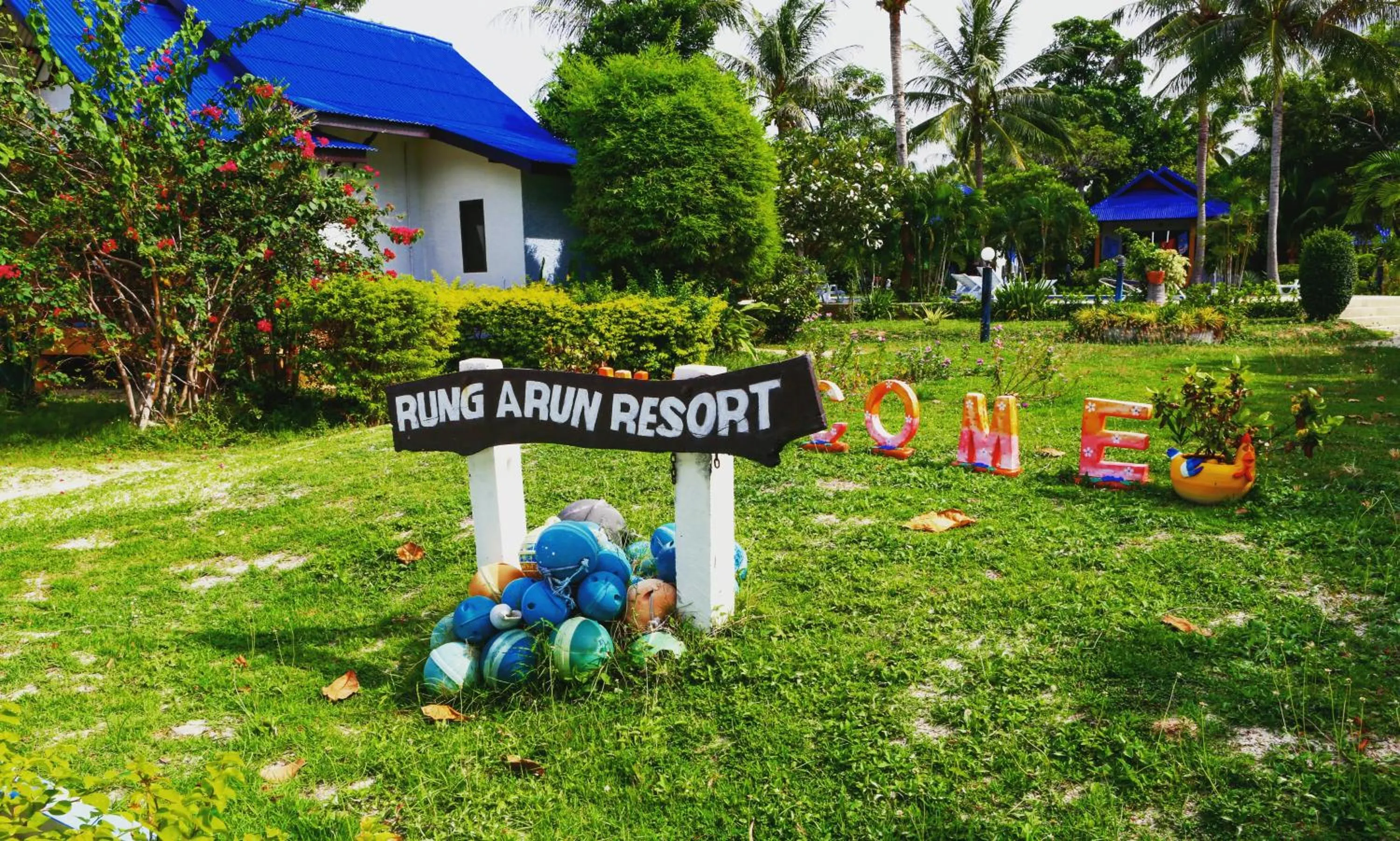 Garden in Rung Arun Resort