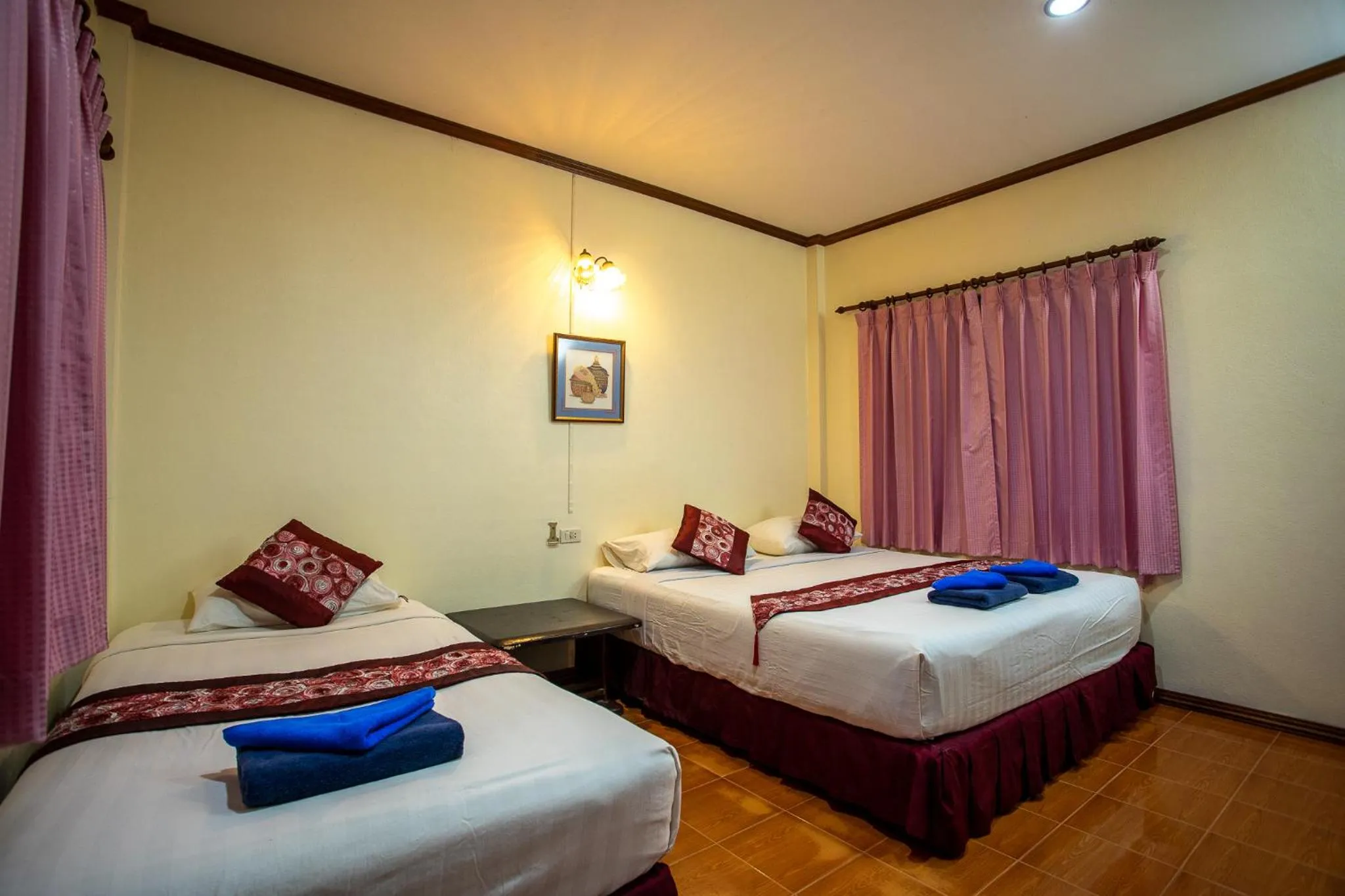 Bed in Rung Arun Resort