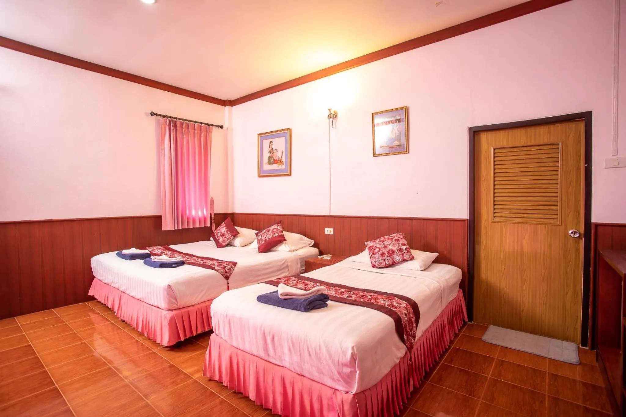 Bedroom, Bed in Rung Arun Resort