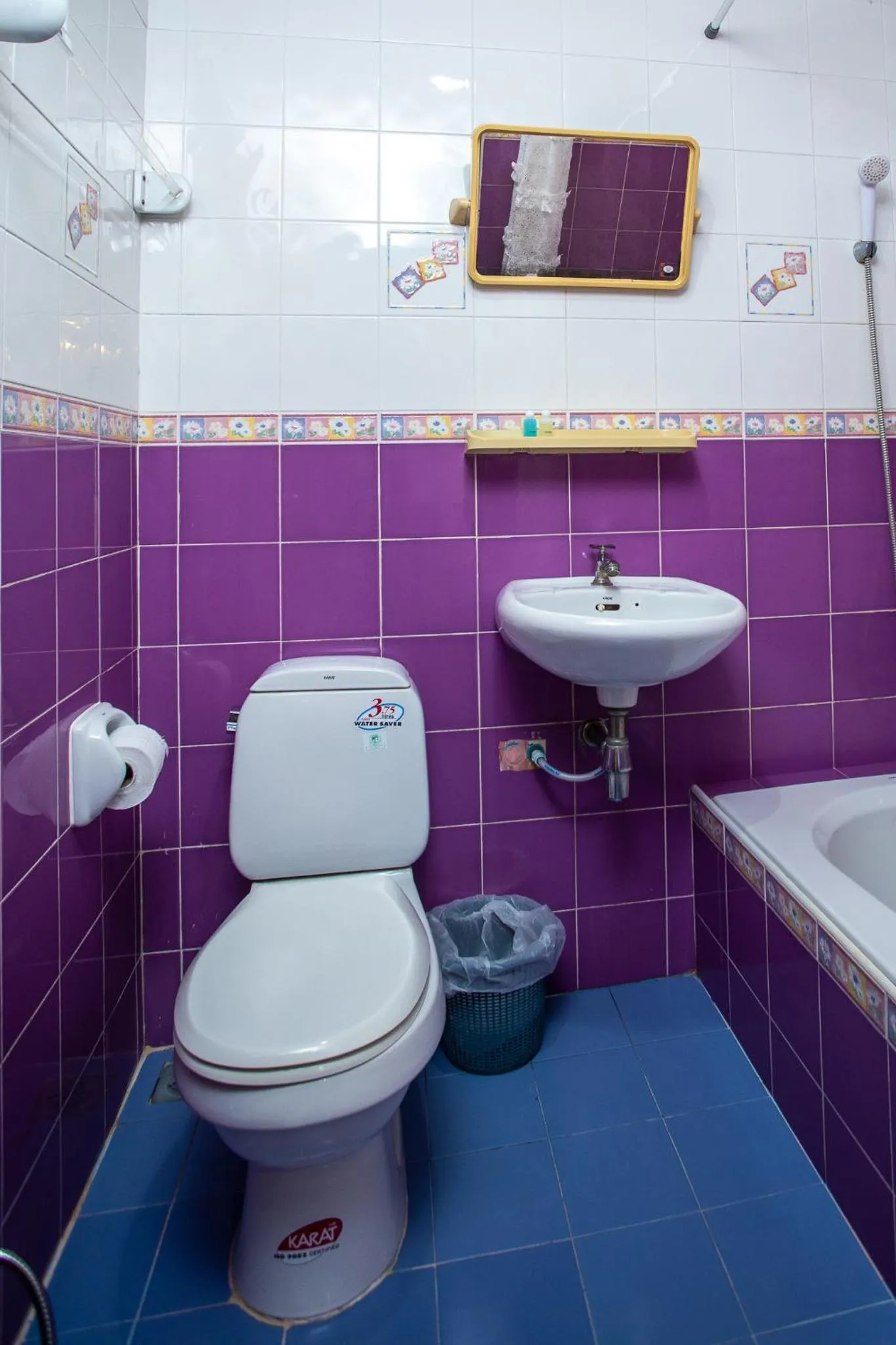 Bathroom in Rung Arun Resort