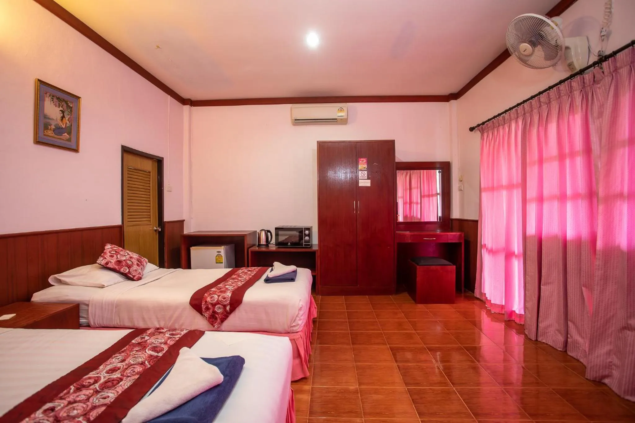 Decorative detail, Bed in Rung Arun Resort