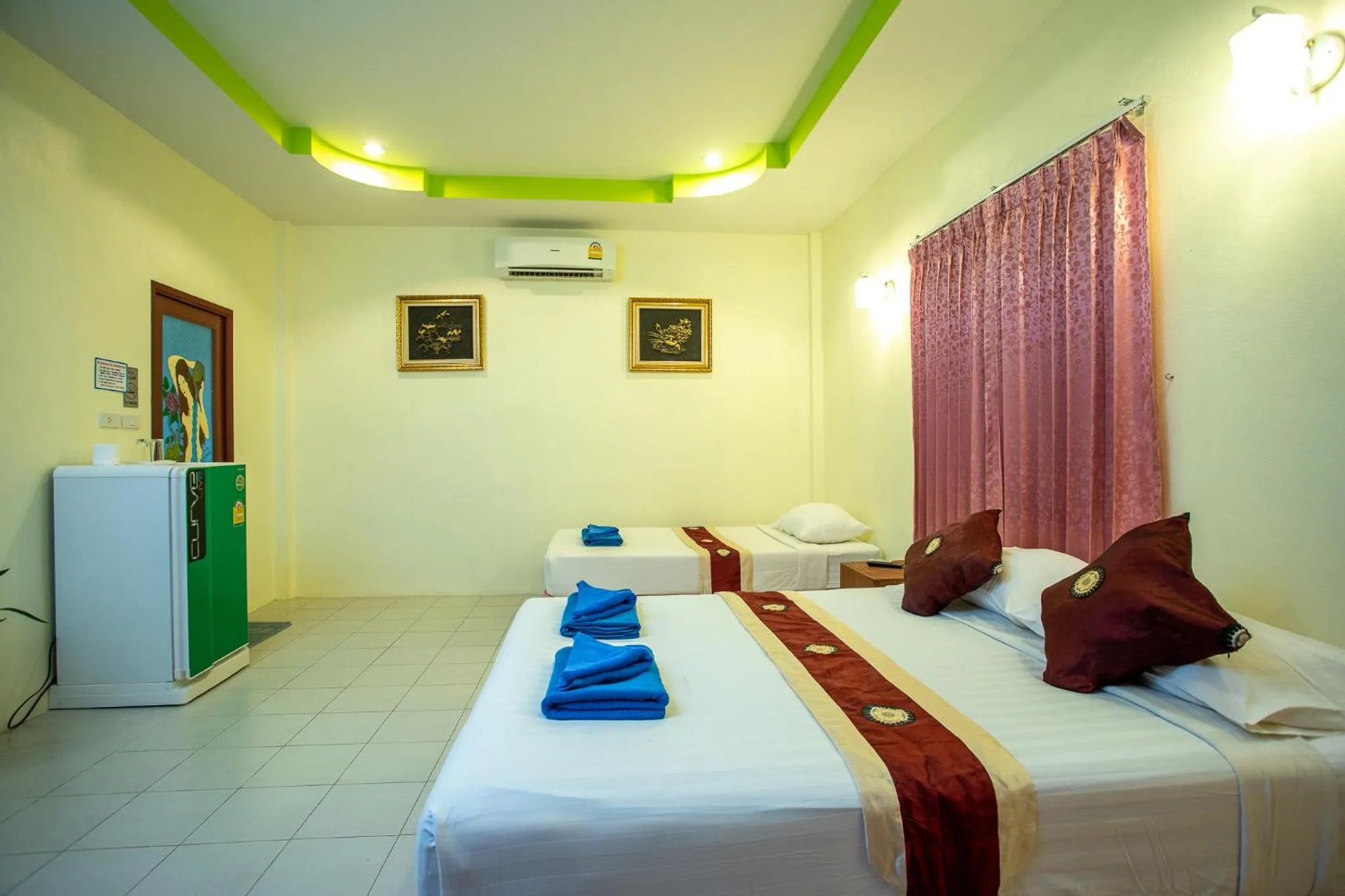 Bedroom, Bed in Rung Arun Resort