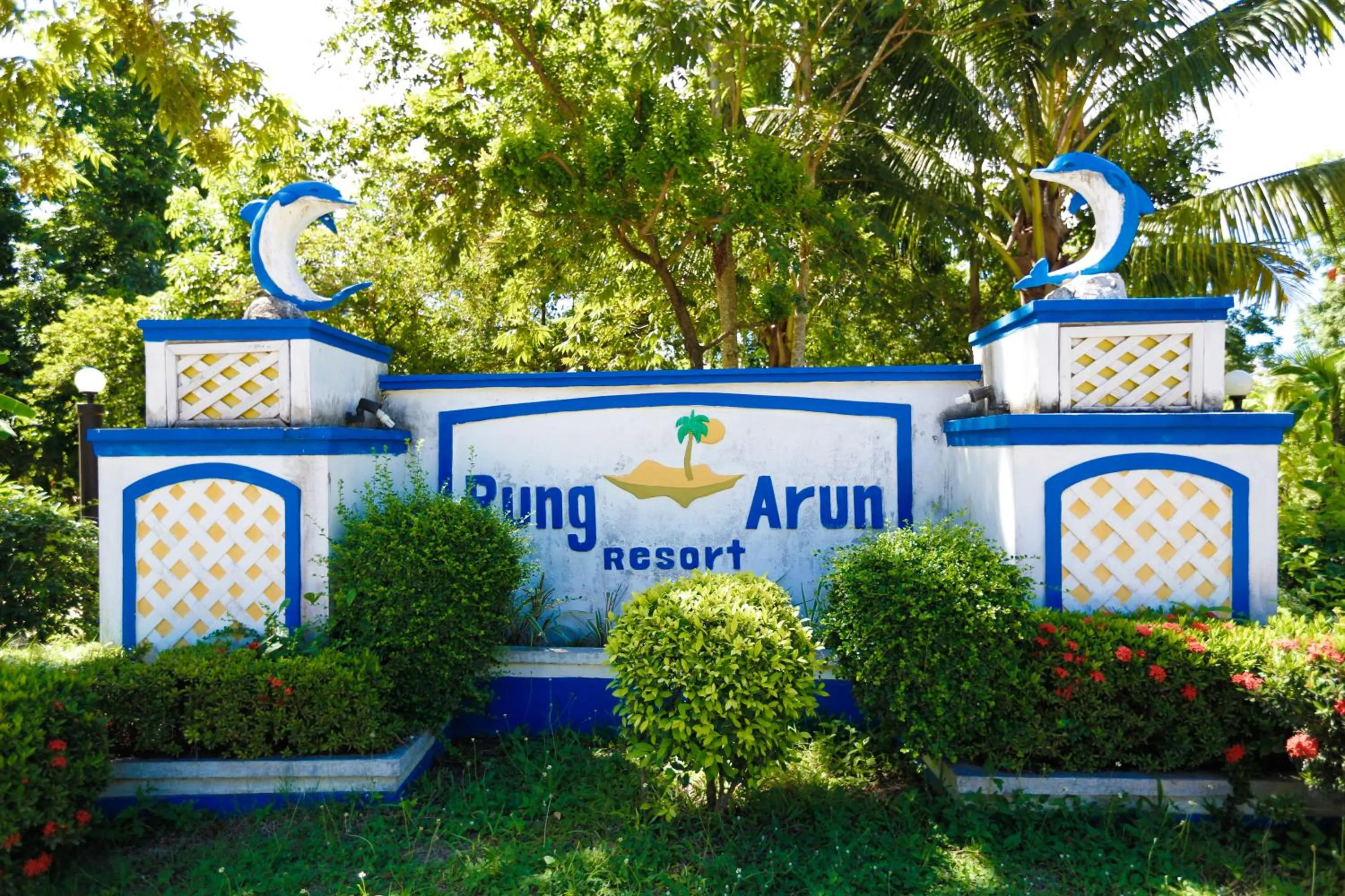 Facade/entrance in Rung Arun Resort