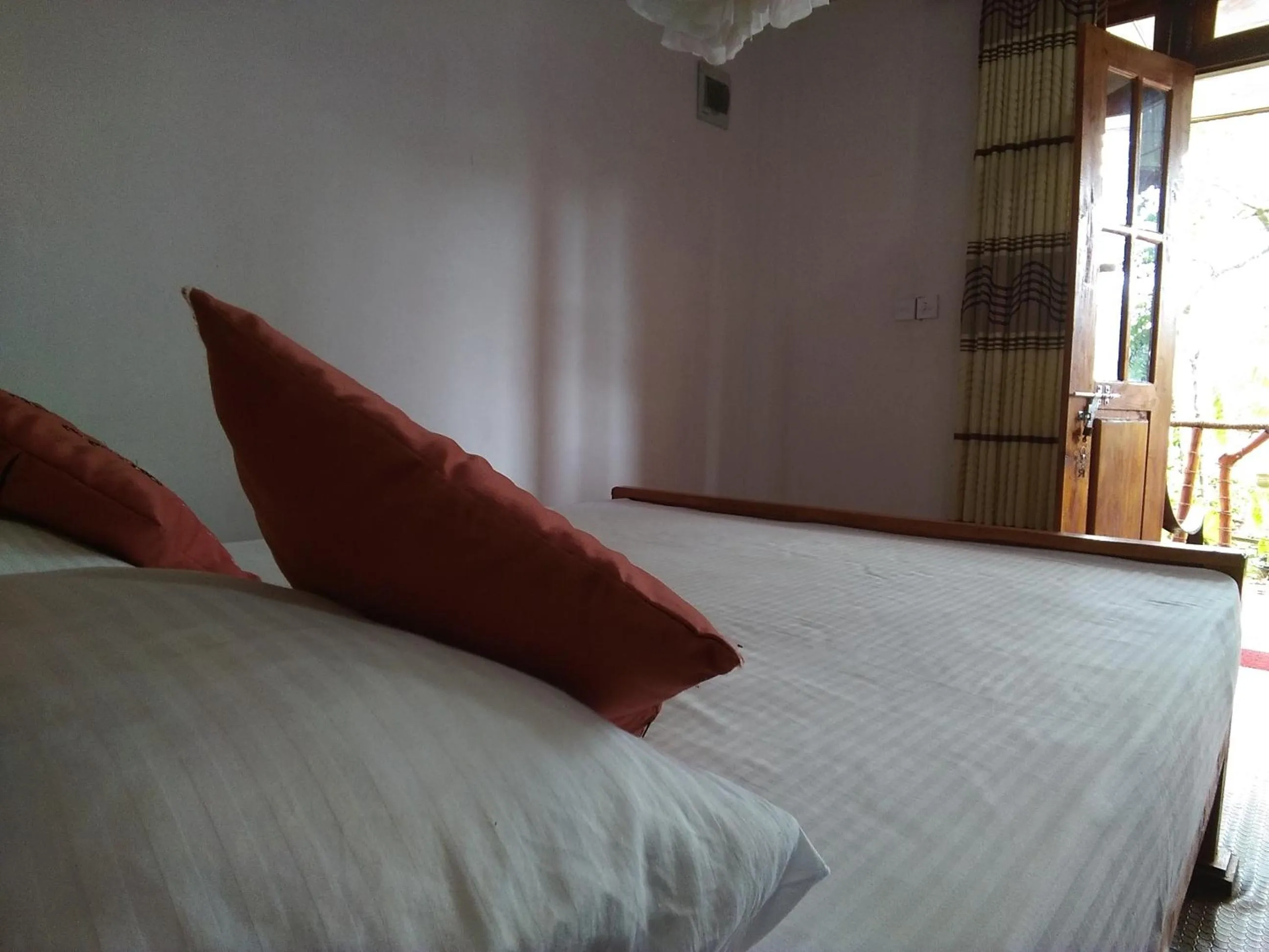 Bed in Opal Cottage Ella