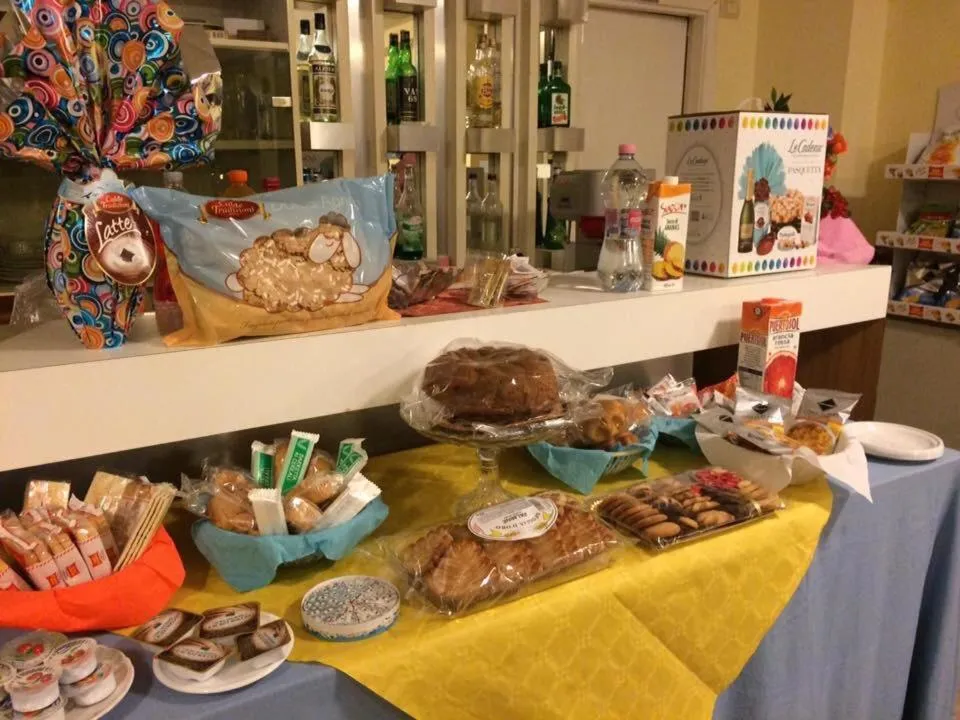 Buffet breakfast in New Prophet