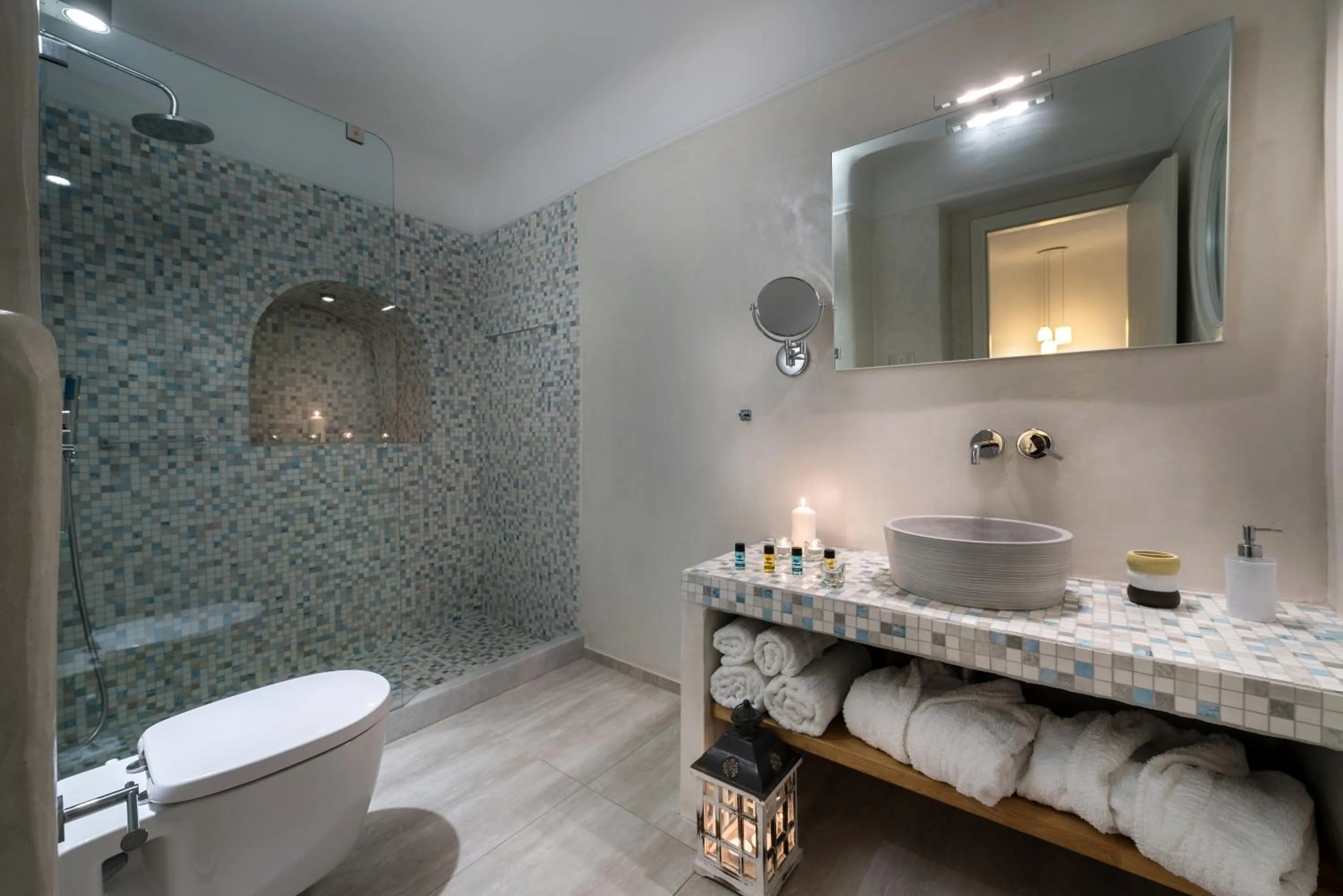 Bathroom in Damigos Caldera World