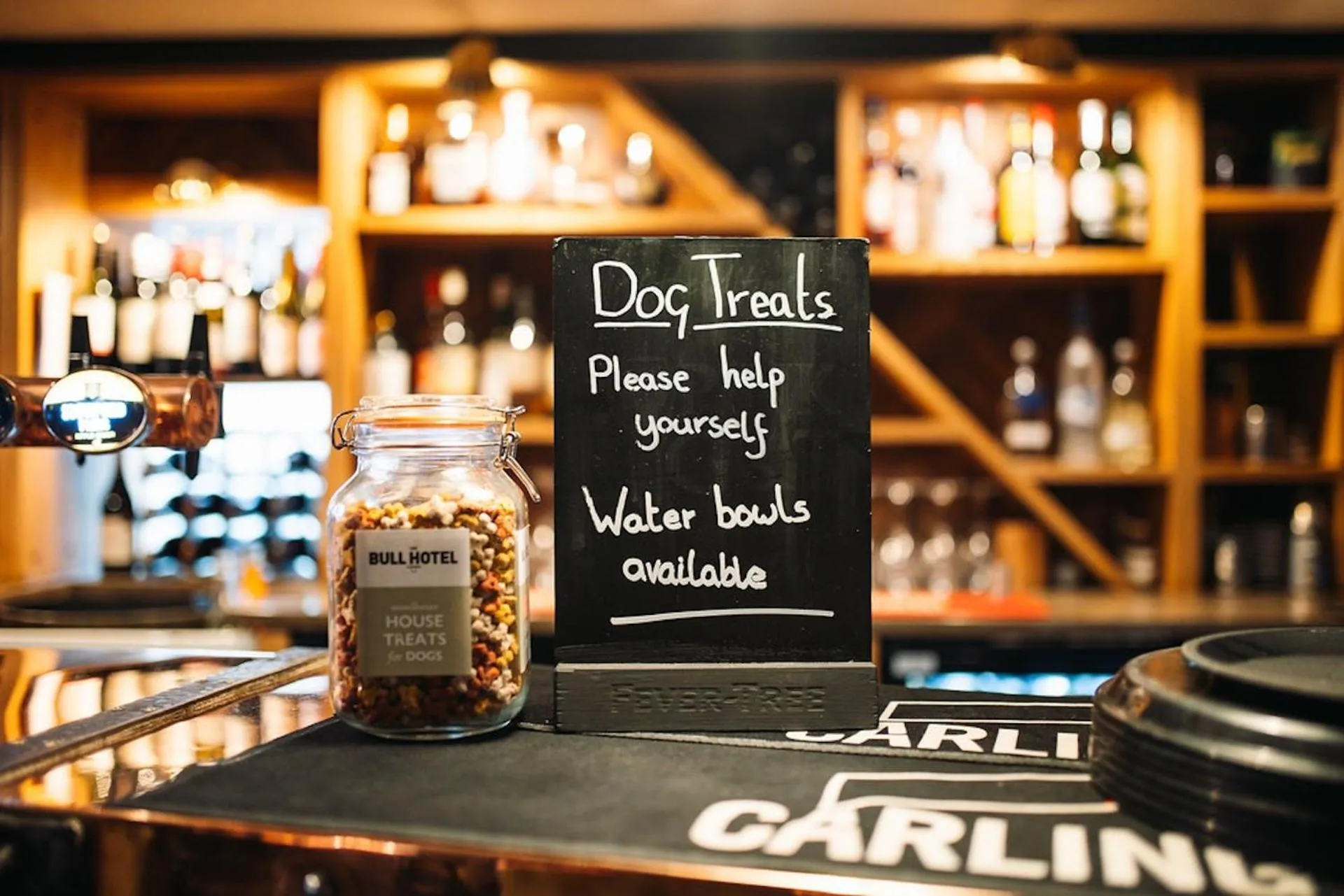 Lounge or bar in The Bull Hotel