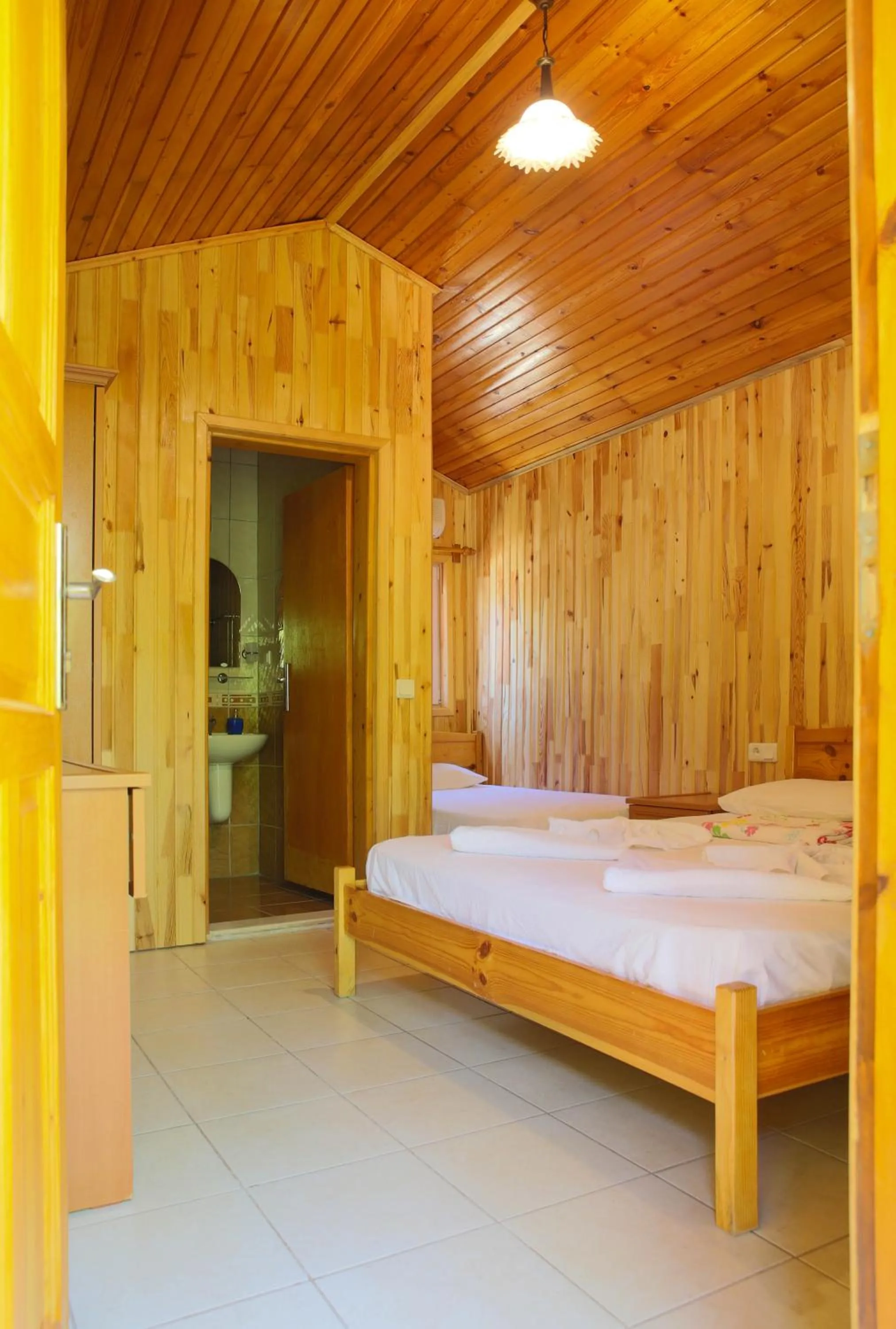 Bed in Duran Bungalow