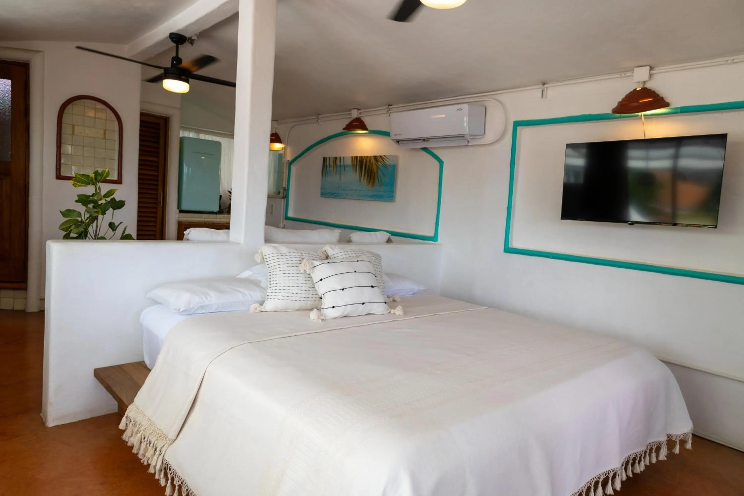 Bed in Sayulita Central Hotel