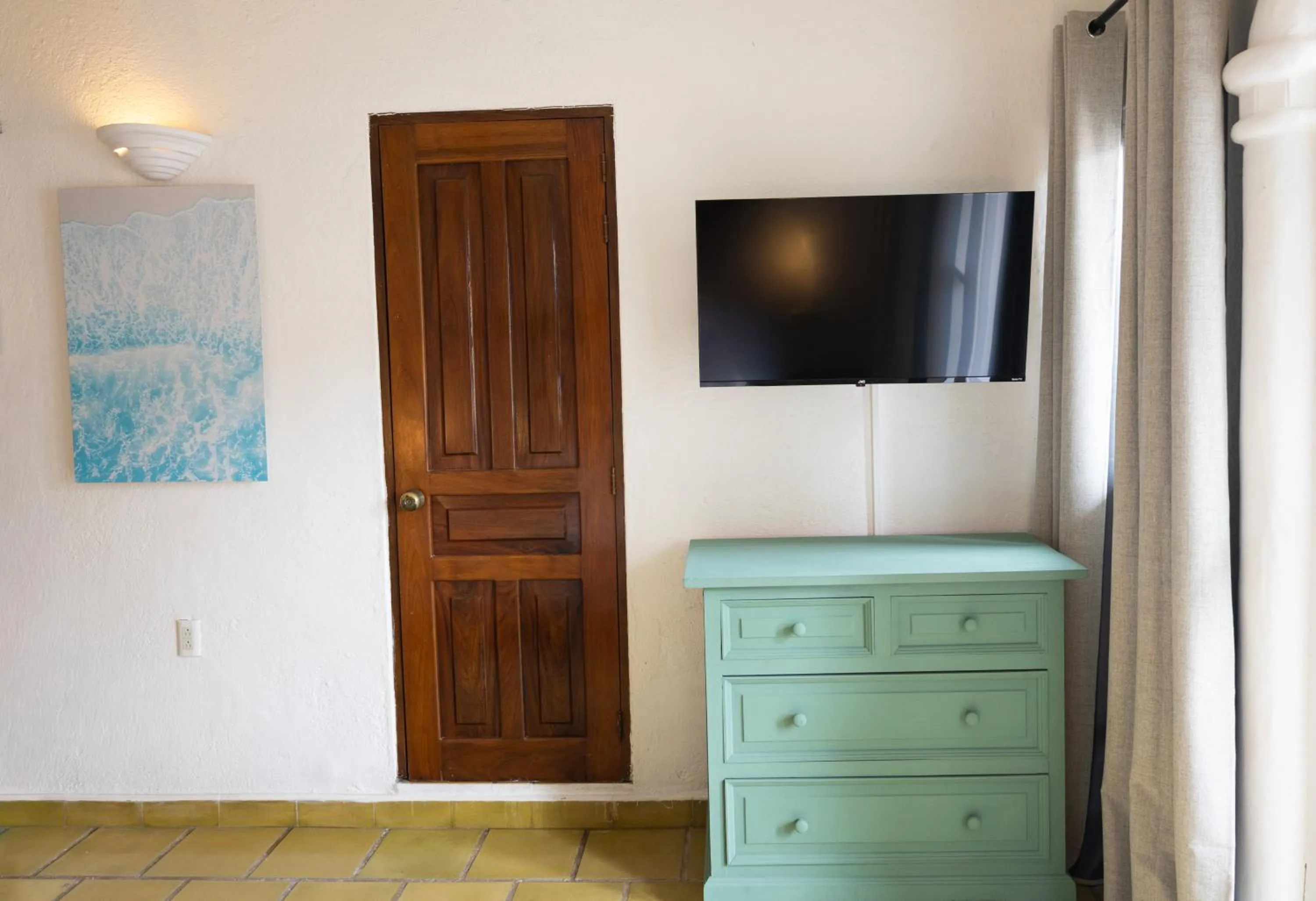 TV and multimedia in Sayulita Central Hotel