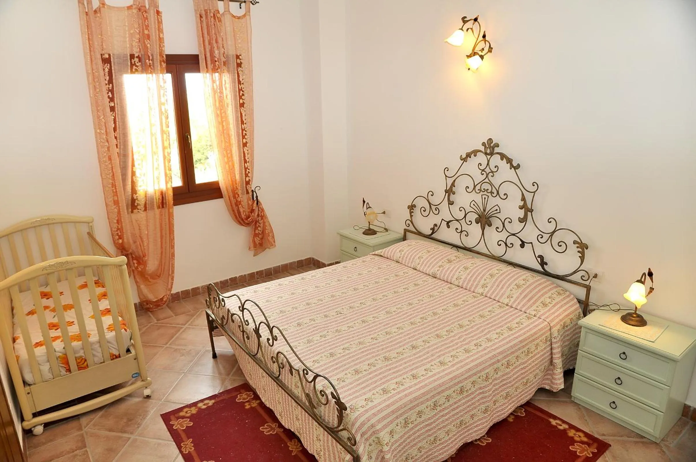 Bedroom, Bed in villa i ginepri