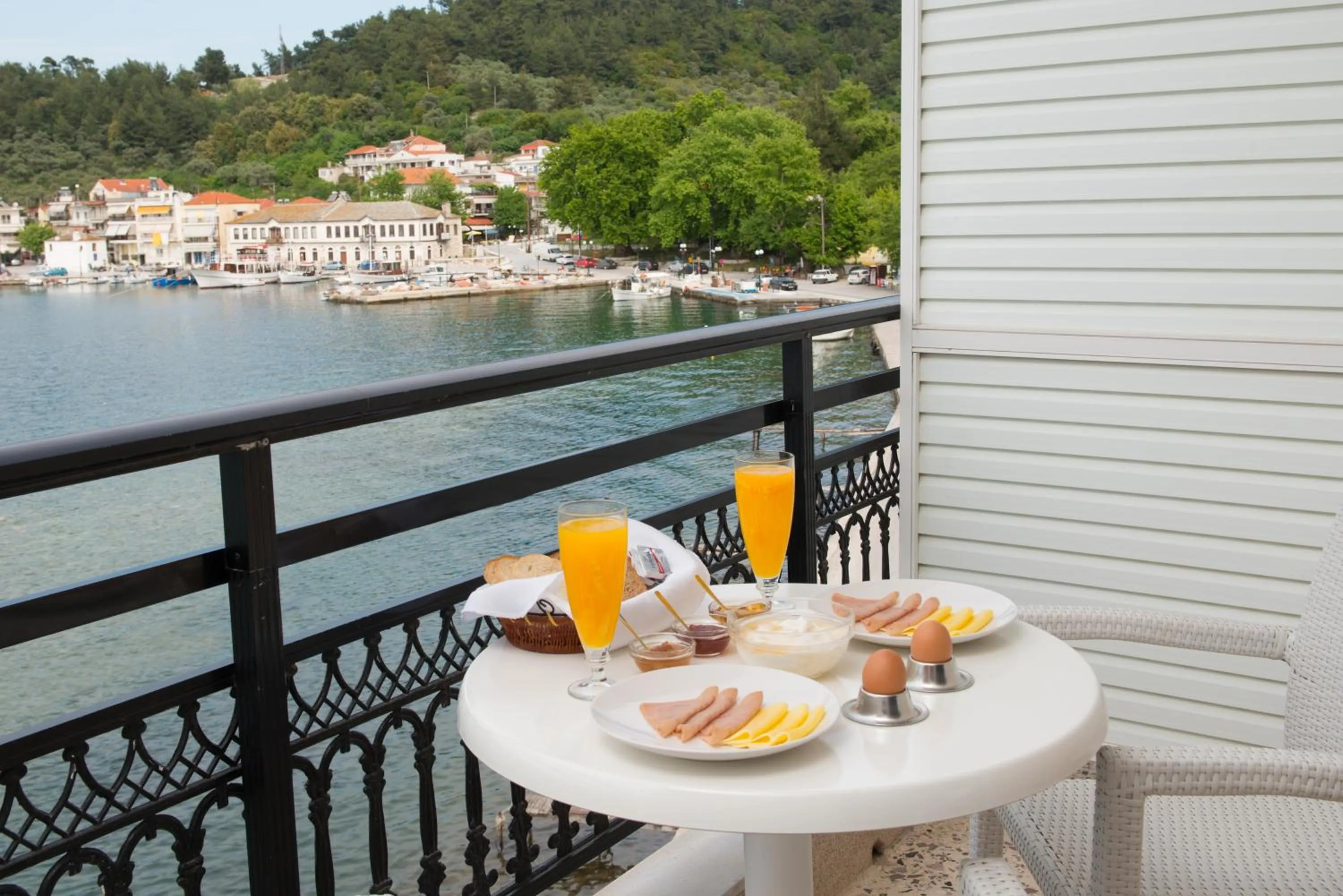 Balcony/Terrace in Angelica Hotel