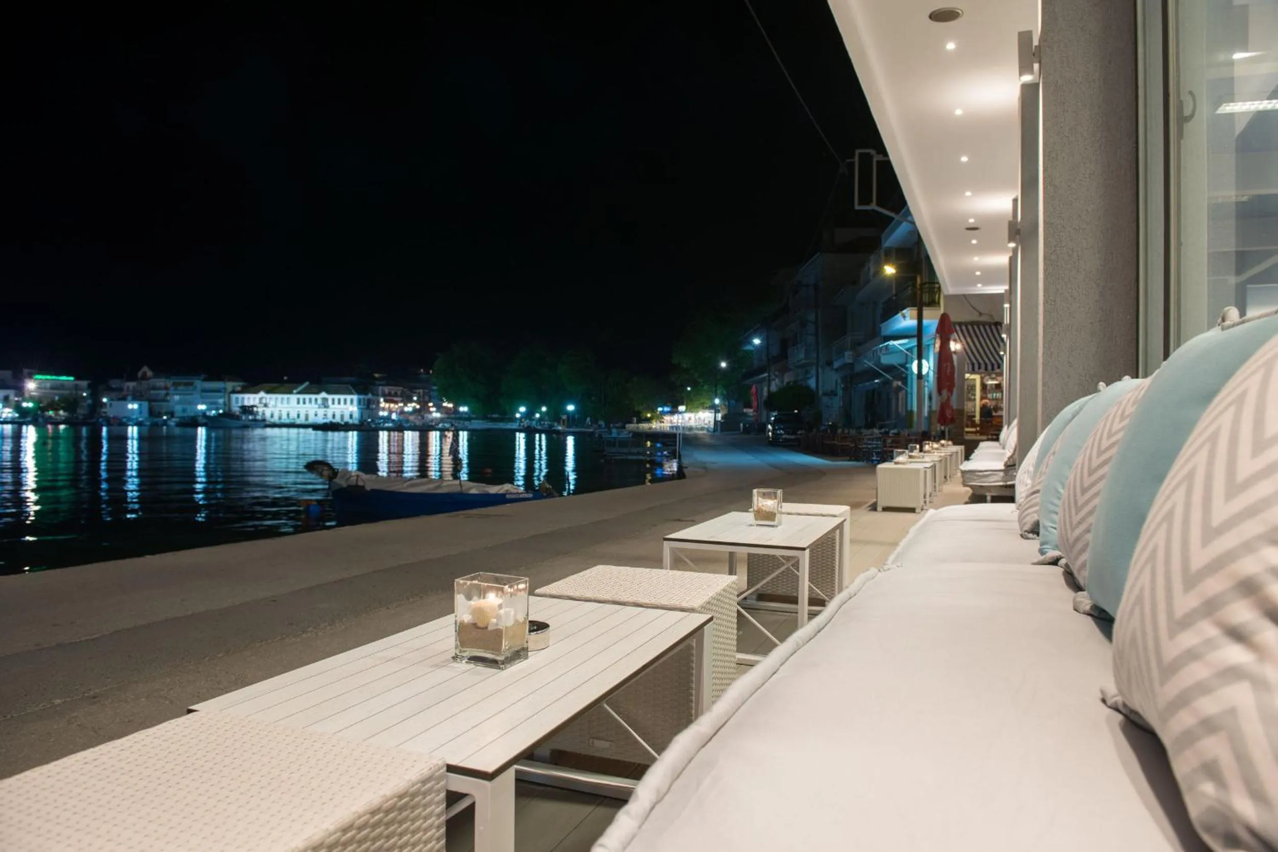 Lounge or bar in Angelica Hotel