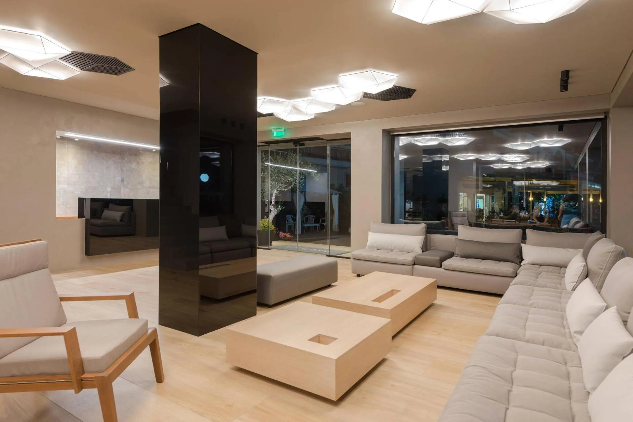 Lobby or reception in Angelica Hotel