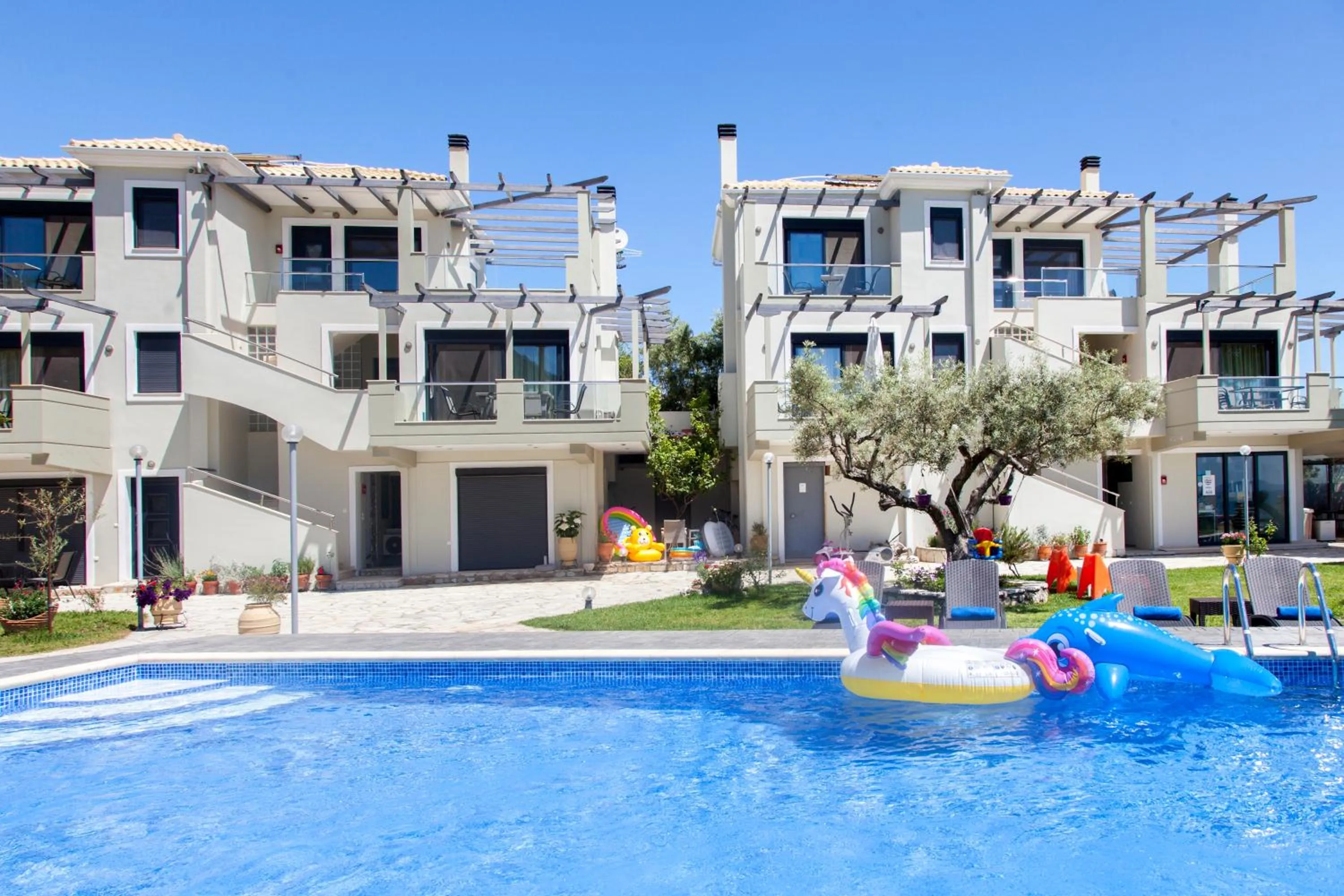 Swimming pool in Agni Suites