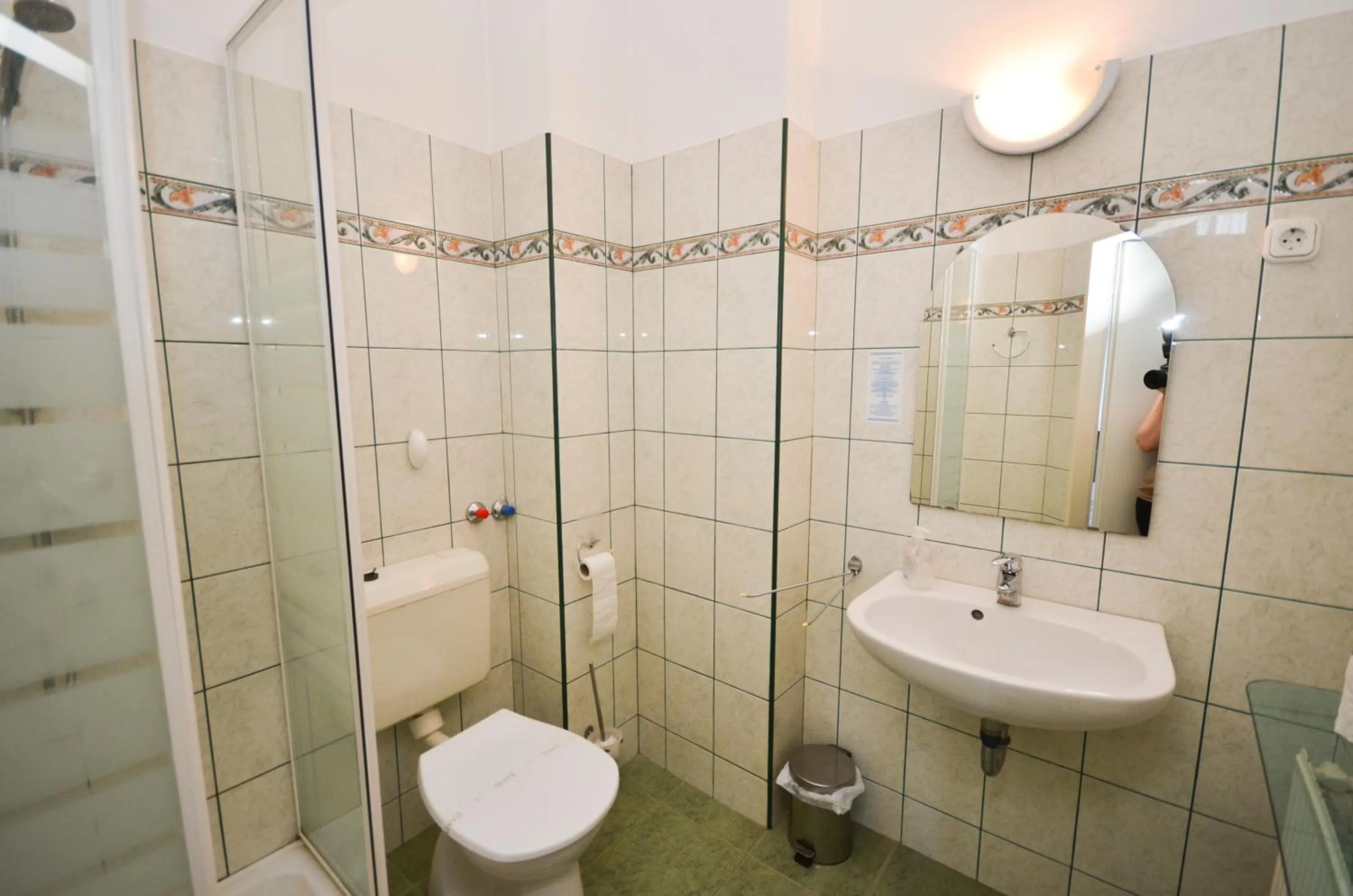 Bathroom in Broadway City Guesthouse