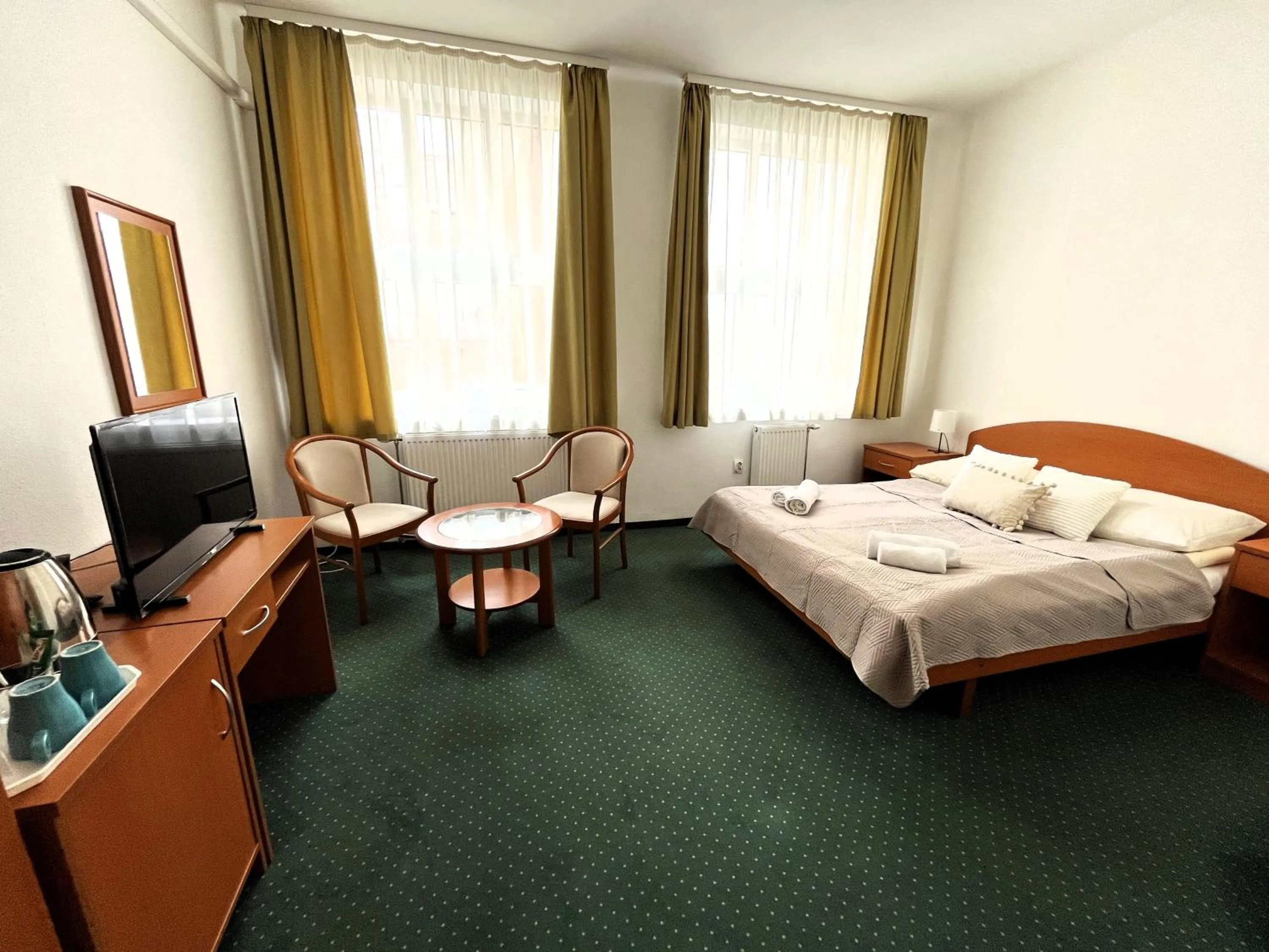 Day, Bed in Broadway City Guesthouse