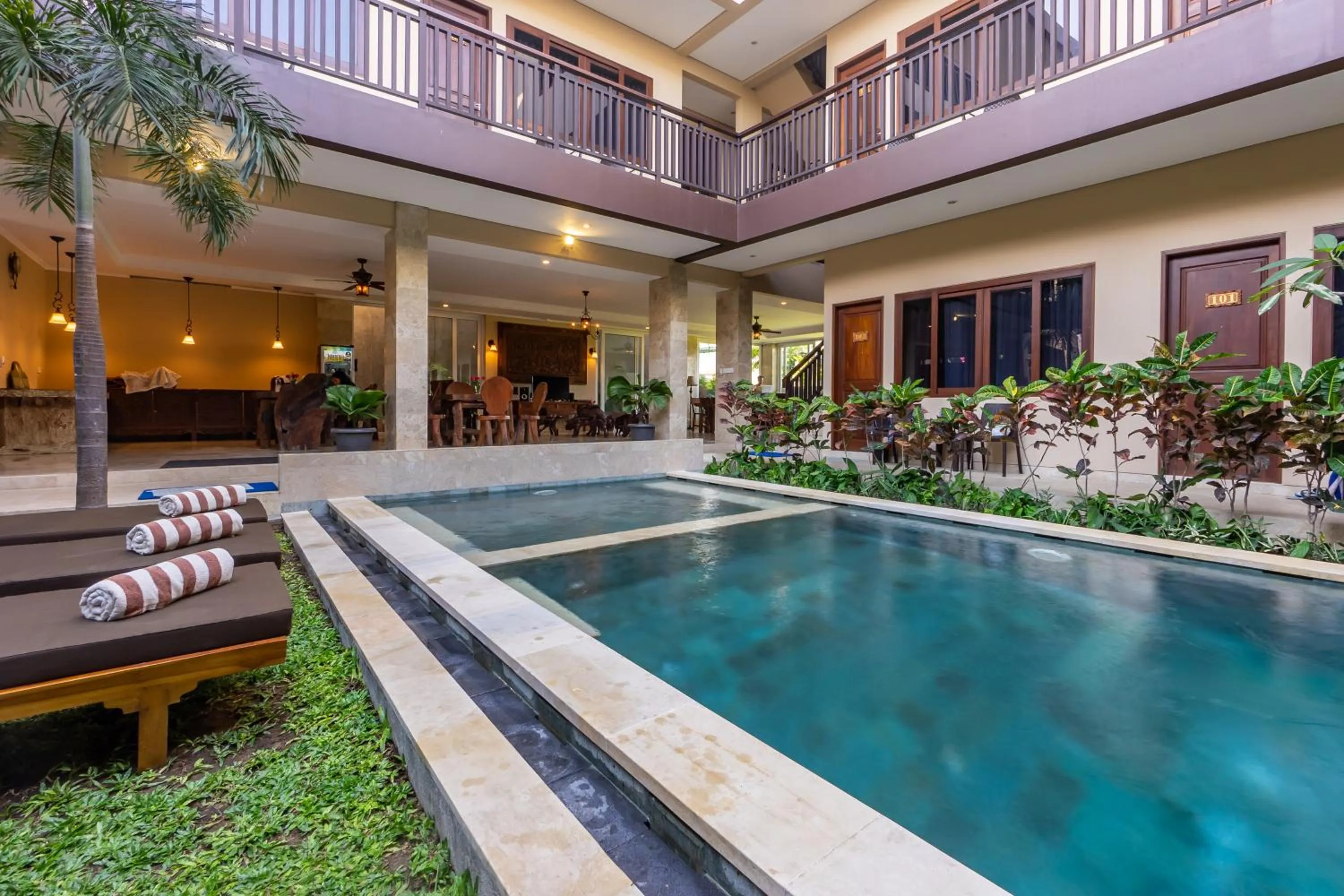 Property building in Kecik Inn