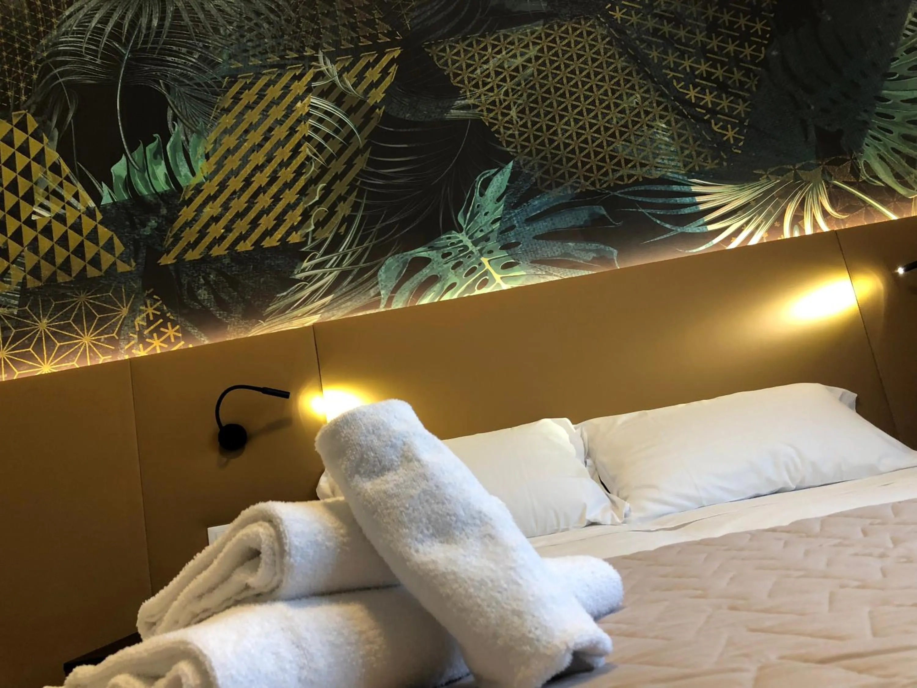 Bedroom, Bed in Hotel Suez