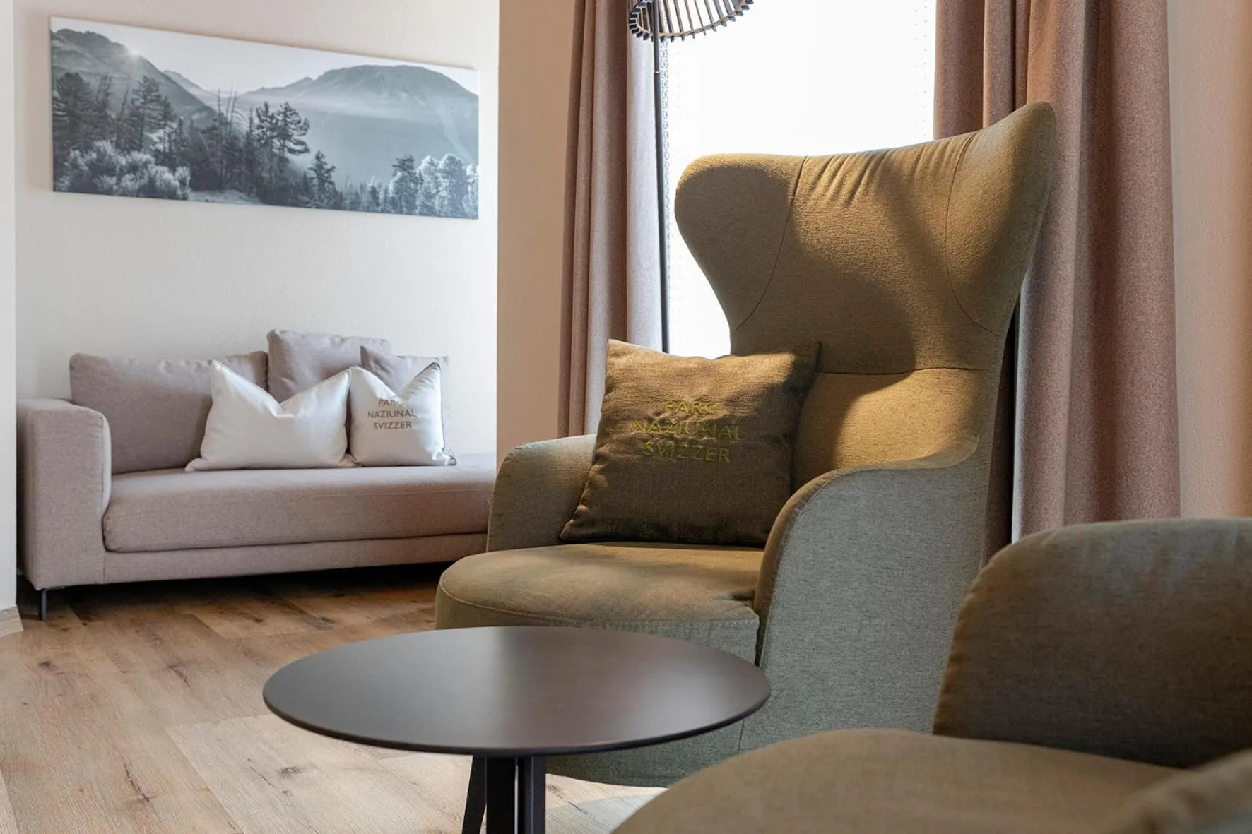 Seating area in Hotel Baer & Post Zernez