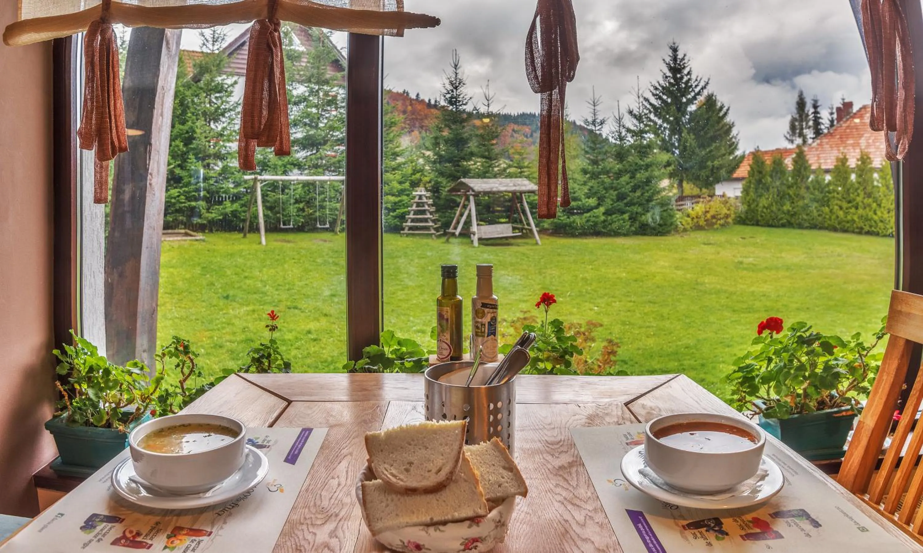 Restaurant/places to eat in Casa Muntelui