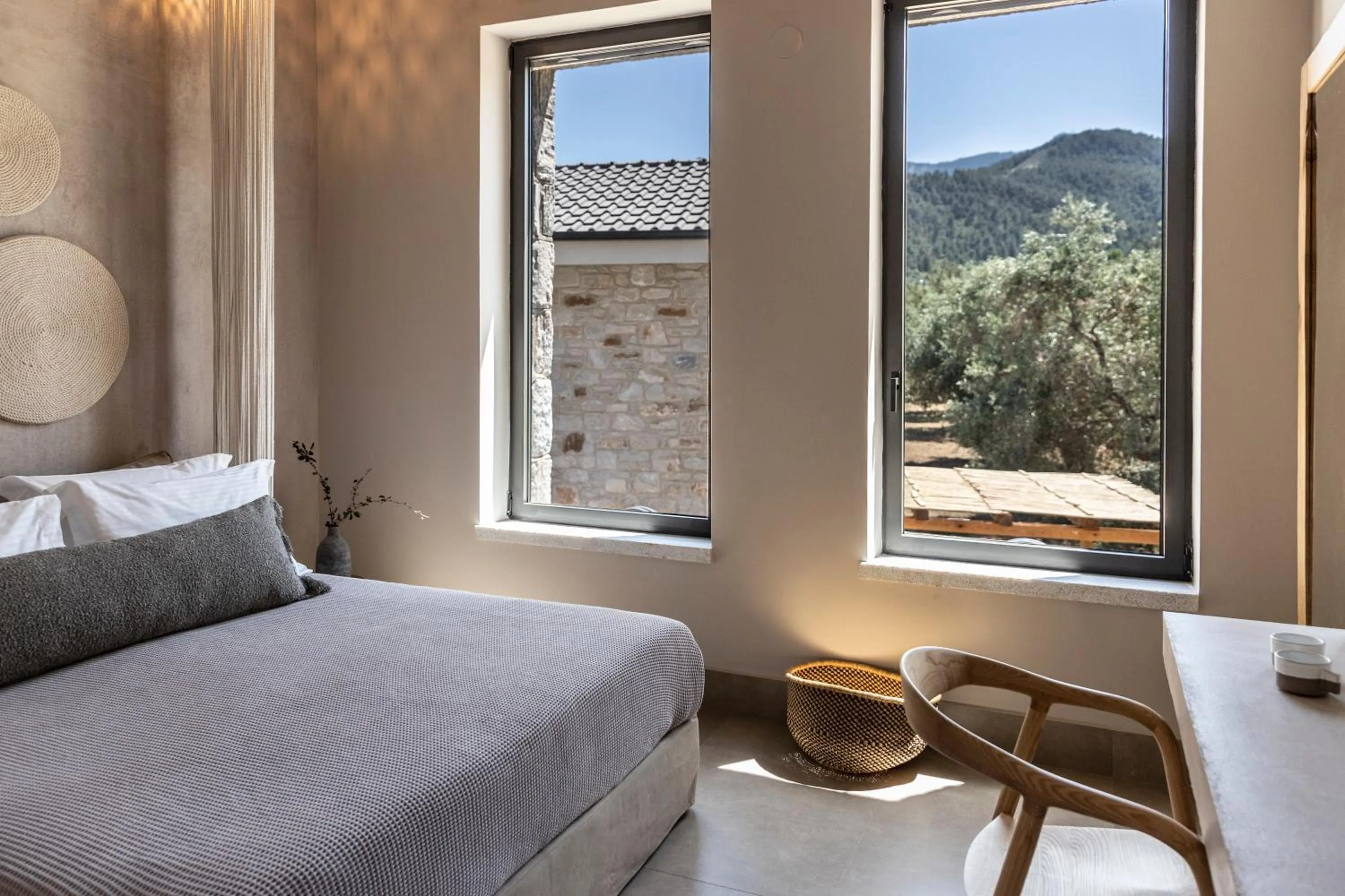 Bed in Nikoleta Luxury Villa