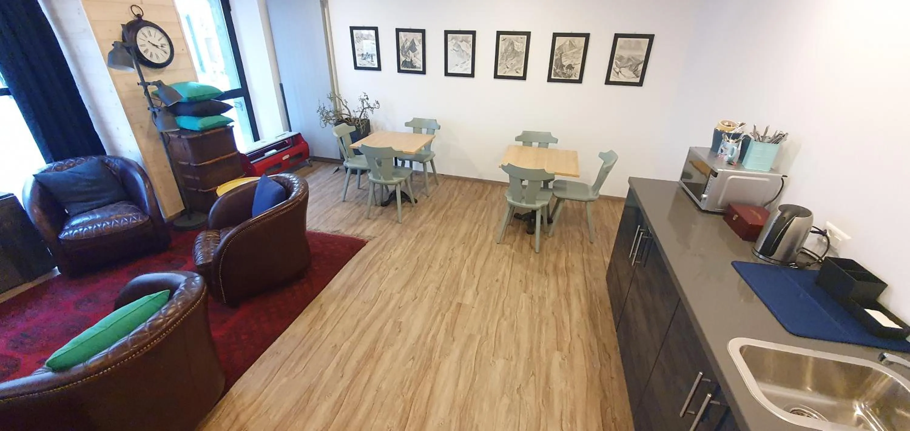 Communal lounge/ TV room in The Aarburg Hotel & Café