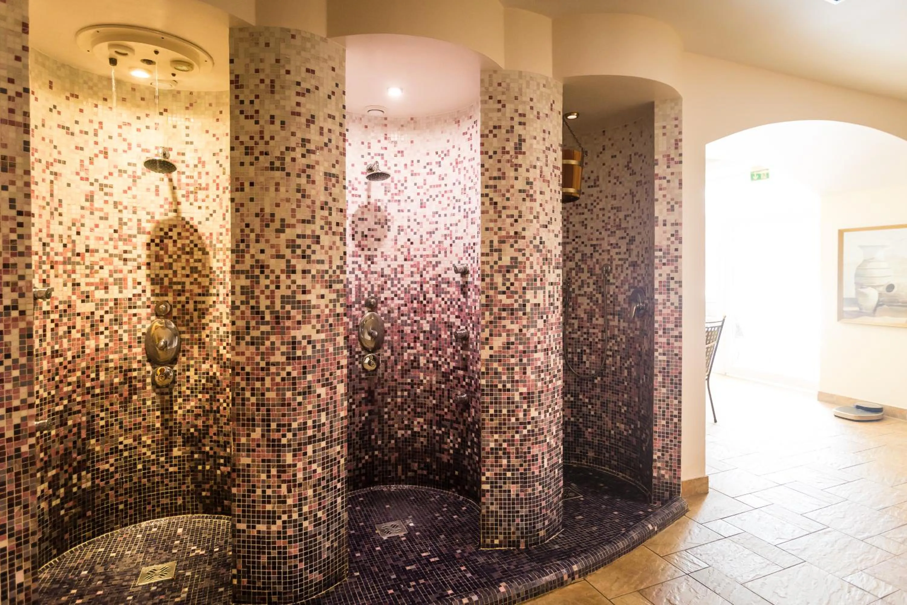 Spa and wellness centre/facilities in Mediterranee Family Hotel & Spa